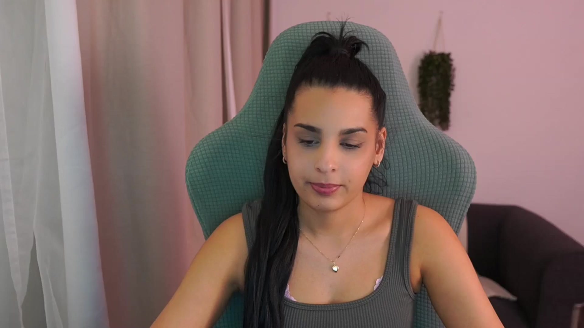 Gallery image thumbnail from Mila_denver's myfreecams stream on, 01/27/2025, 19:14 image 9 of 20