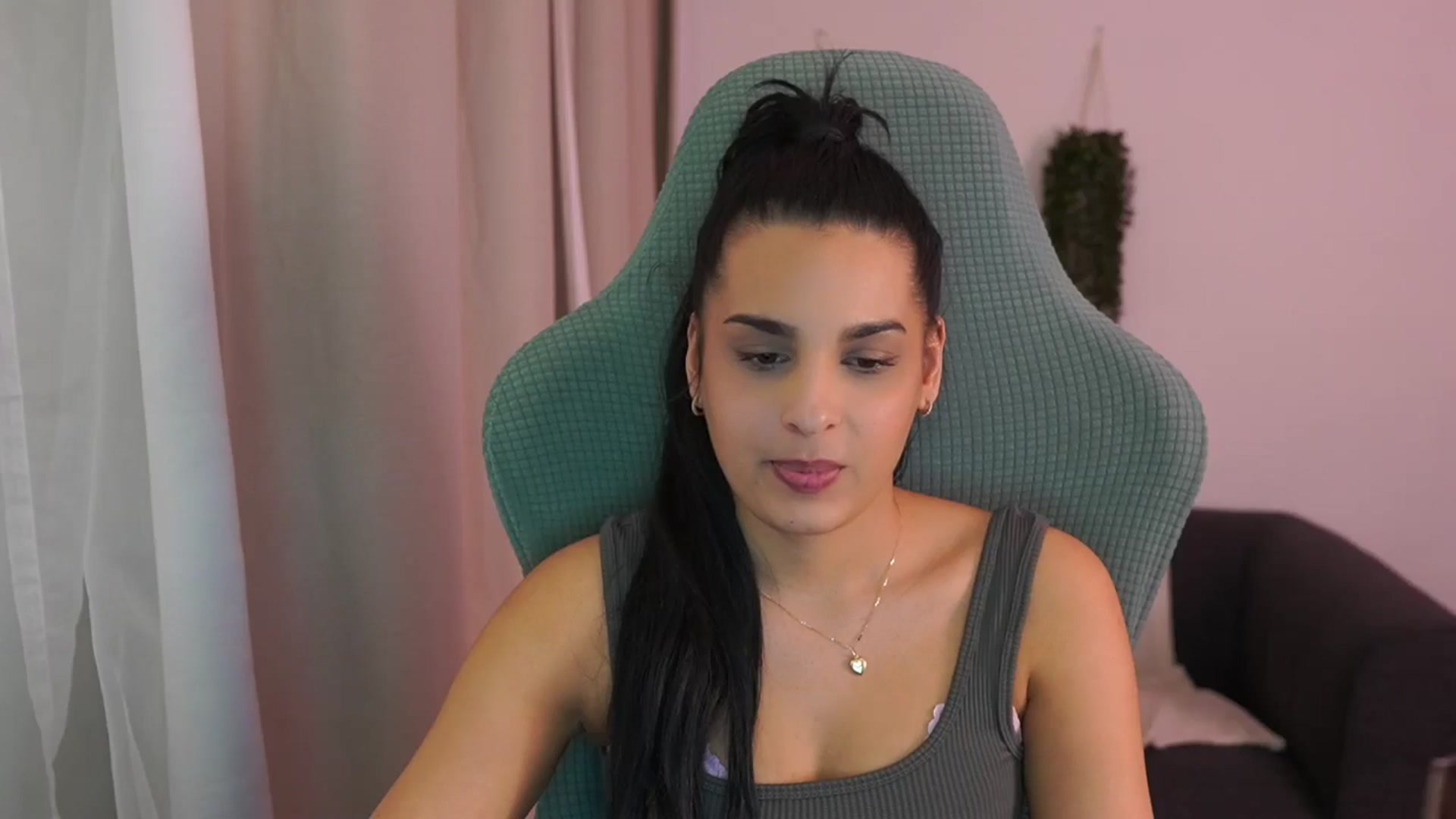 Gallery image thumbnail from Mila_denver's myfreecams stream on, 01/27/2025, 19:14 image 4 of 20