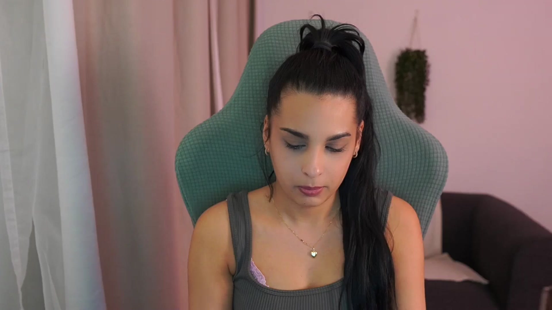 Gallery image thumbnail from Mila_denver's myfreecams stream on, 01/27/2025, 19:14 image 16 of 20