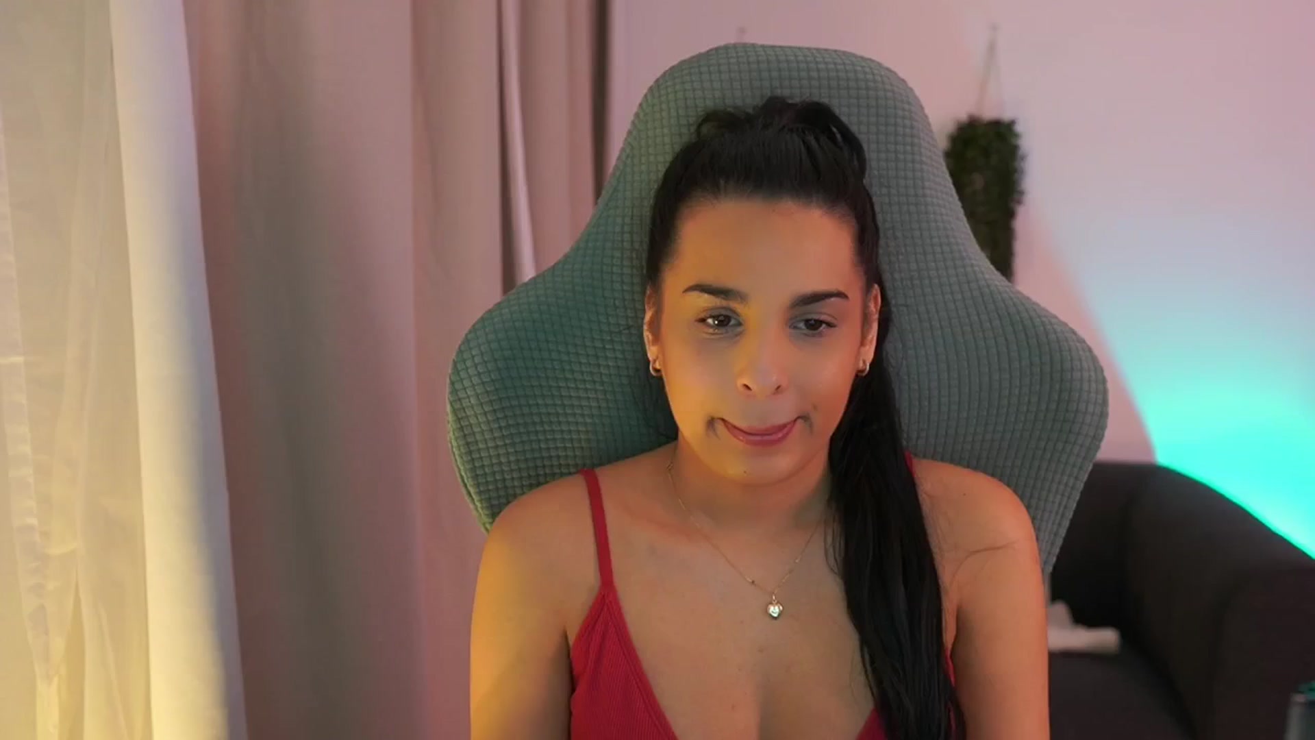 Gallery image thumbnail from Mila_denver's myfreecams stream on, 01/29/2025, 12:48 image 2 of 20