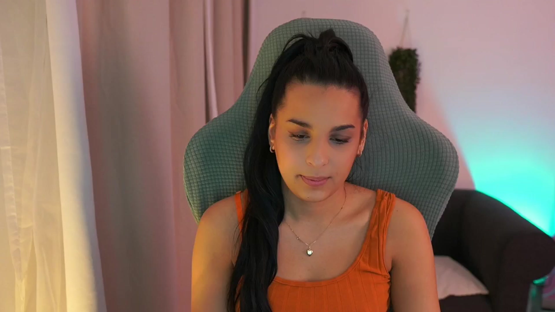 Gallery image thumbnail from Mila_denver's myfreecams stream on, 01/30/2025, 10:43 image 10 of 20