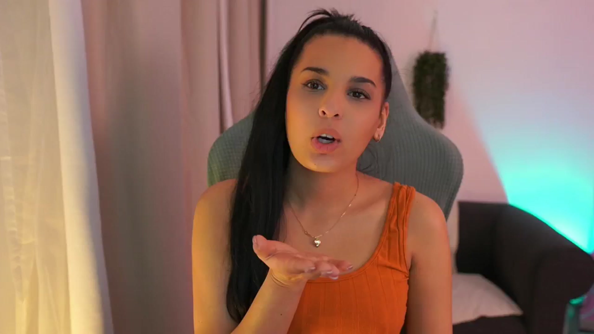 Gallery image thumbnail from Mila_denver's myfreecams stream on, 01/30/2025, 10:43 image 15 of 20