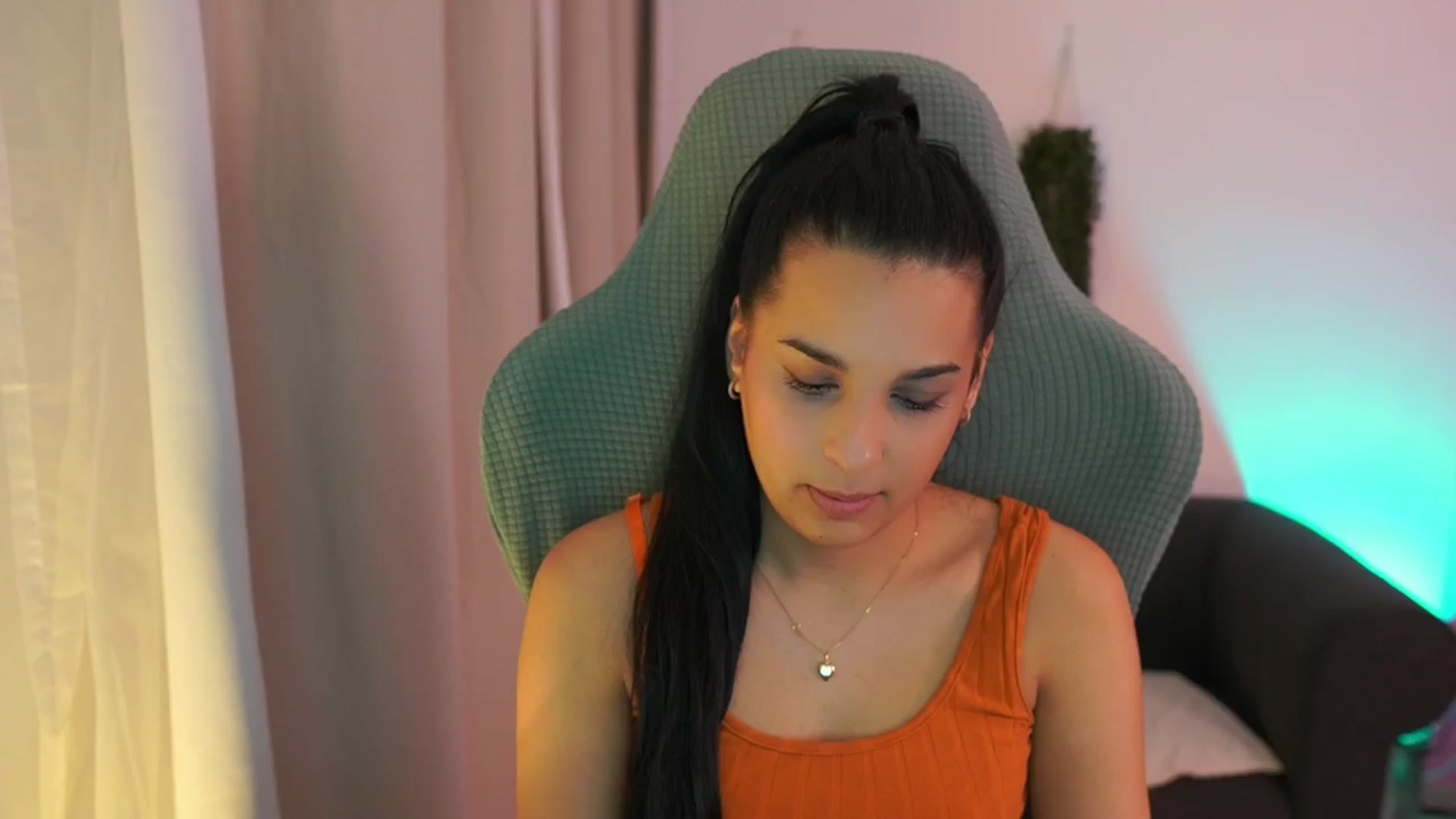 Gallery image thumbnail from Mila_denver's myfreecams stream on, 01/30/2025, 10:43 image 8 of 20