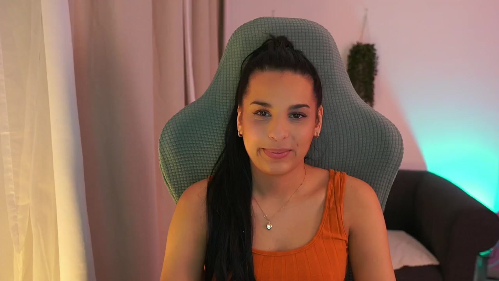 Gallery image thumbnail from Mila_denver's myfreecams stream on, 01/30/2025, 10:43 image 1 of 20