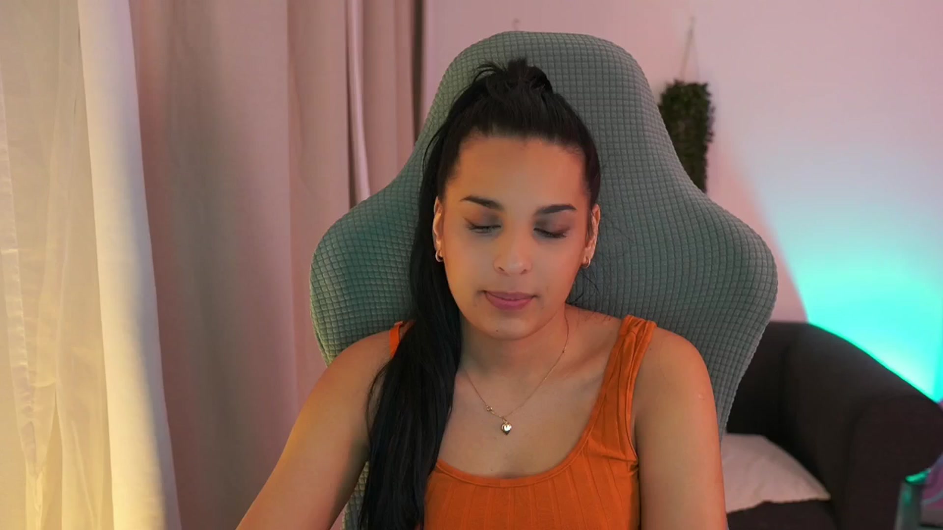 Gallery image thumbnail from Mila_denver's myfreecams stream on, 01/30/2025, 10:43 image 12 of 20