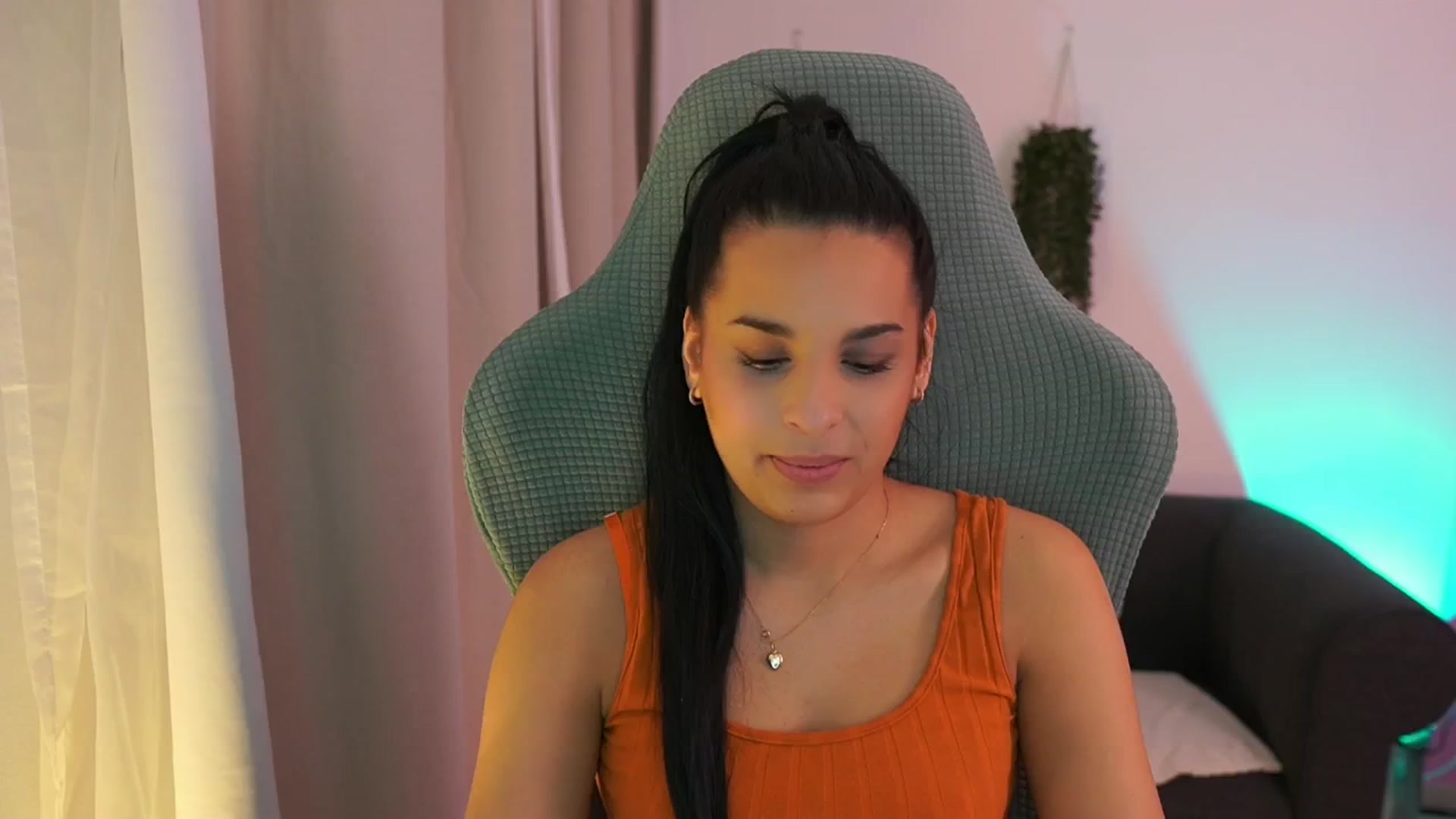 Gallery image thumbnail from Mila_denver's myfreecams stream on, 01/30/2025, 10:43 image 2 of 20