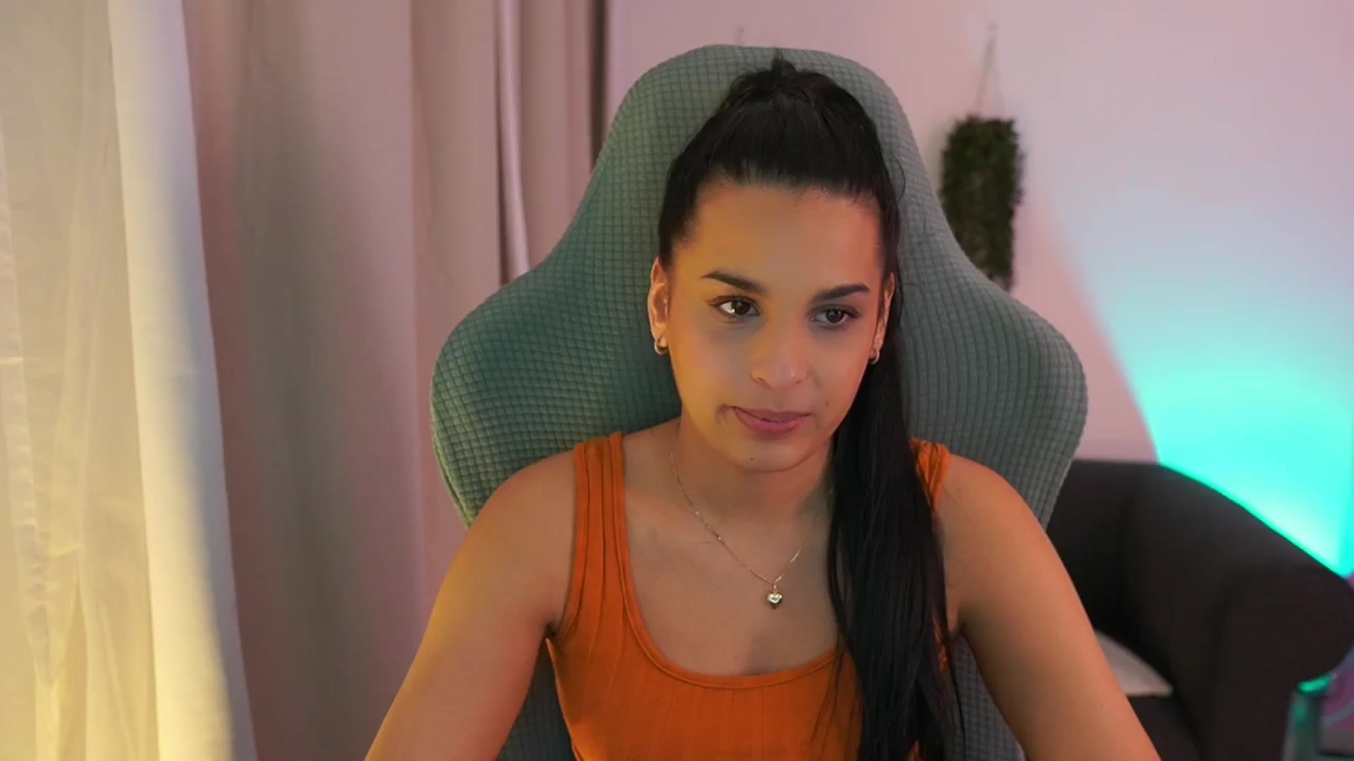 Gallery image thumbnail from Mila_denver's myfreecams stream on, 01/30/2025, 14:14 image 12 of 20