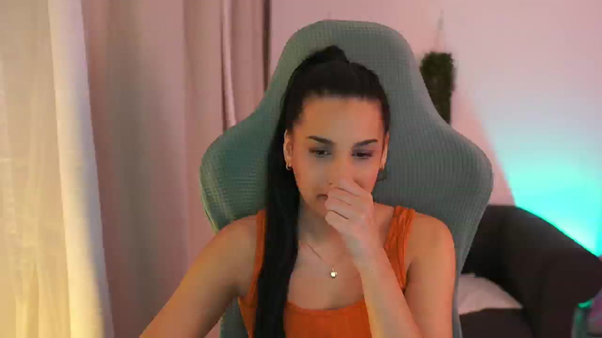 Gallery image thumbnail from Mila_denver's myfreecams stream on, 01/30/2025, 14:14 image 2 of 20