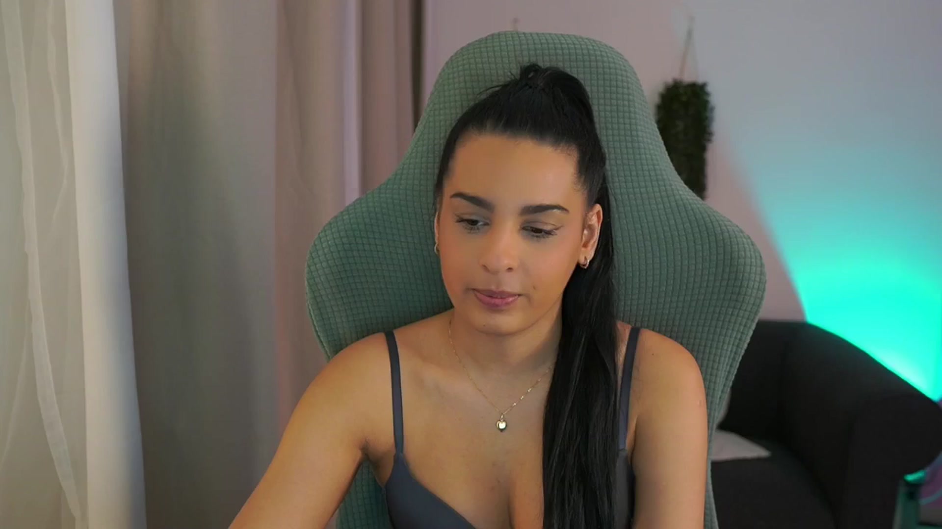 Gallery image thumbnail from Mila_denver's myfreecams stream on, 01/31/2025, 11:28 image 14 of 20