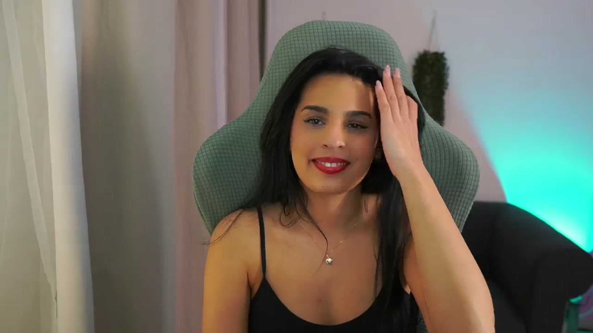 Gallery image thumbnail from Mila_denver's myfreecams stream on, 02/03/2025, 13:54 image 2 of 20