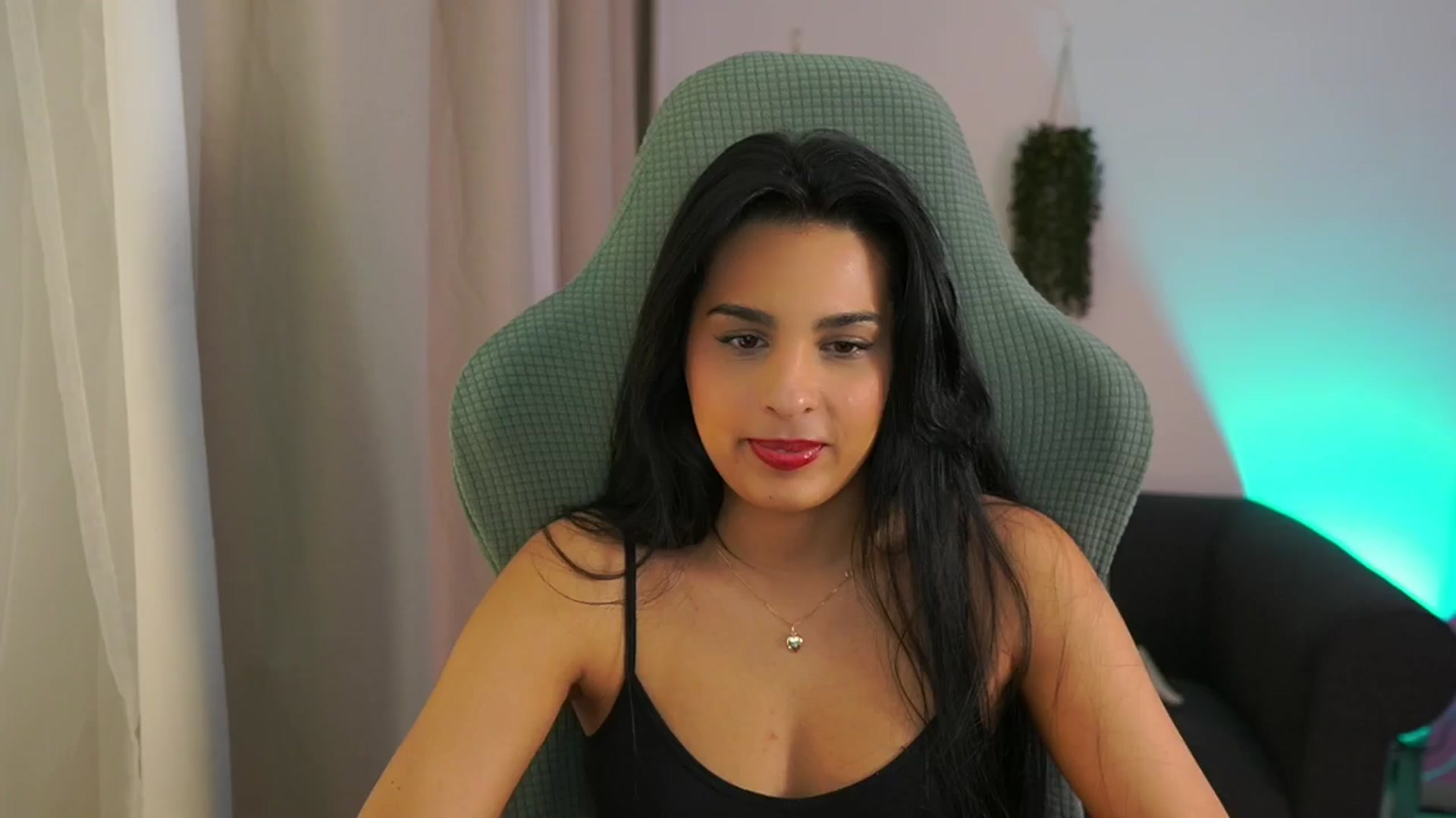 Gallery image thumbnail from Mila_denver's myfreecams stream on, 02/03/2025, 13:54 image 13 of 20
