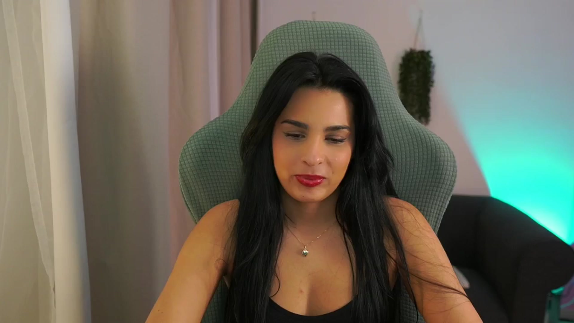Gallery image thumbnail from Mila_denver's myfreecams stream on, 02/03/2025, 13:54 image 7 of 20