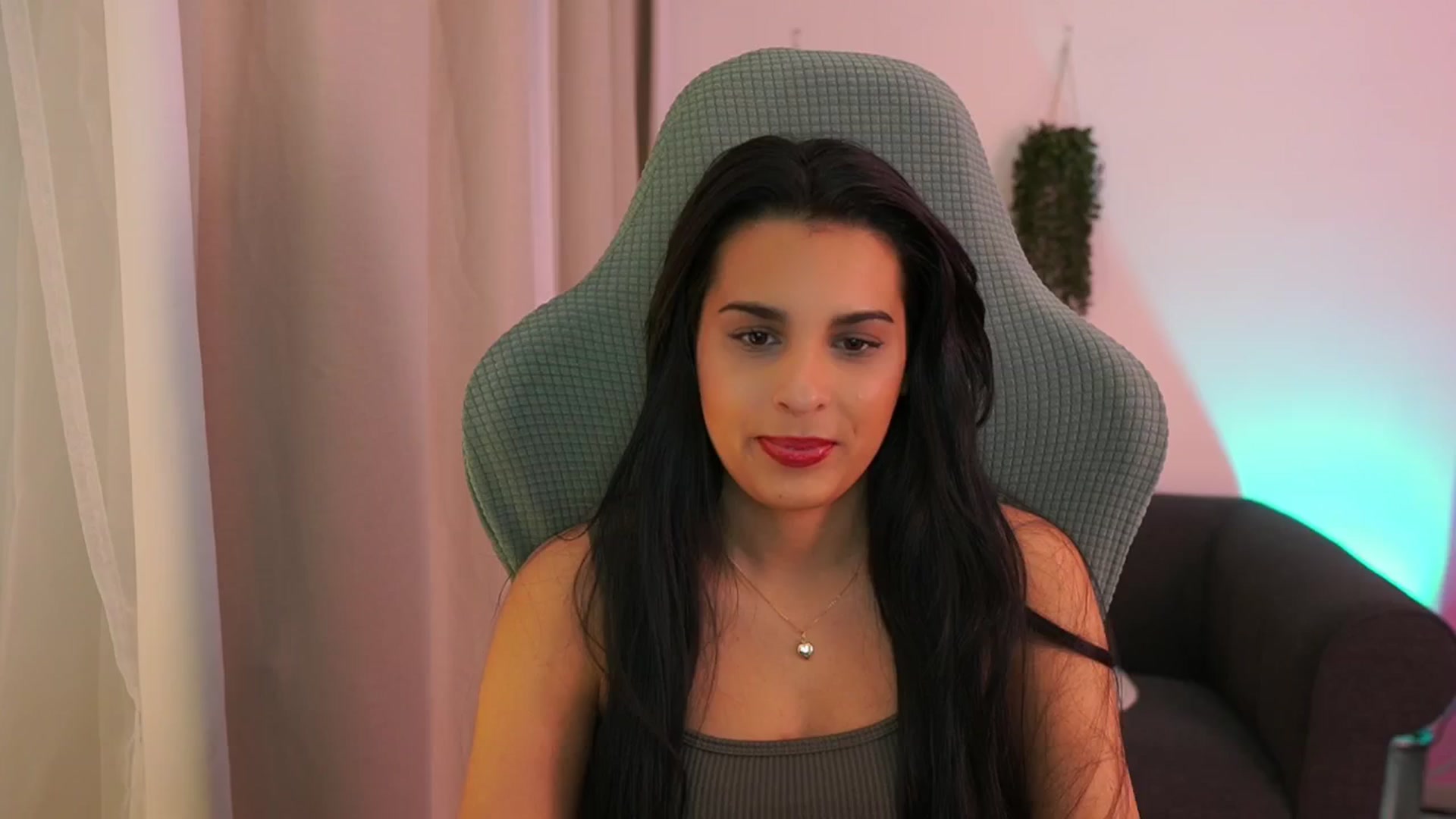 Gallery image thumbnail from Mila_denver's myfreecams stream on, 02/04/2025, 11:45 image 4 of 20