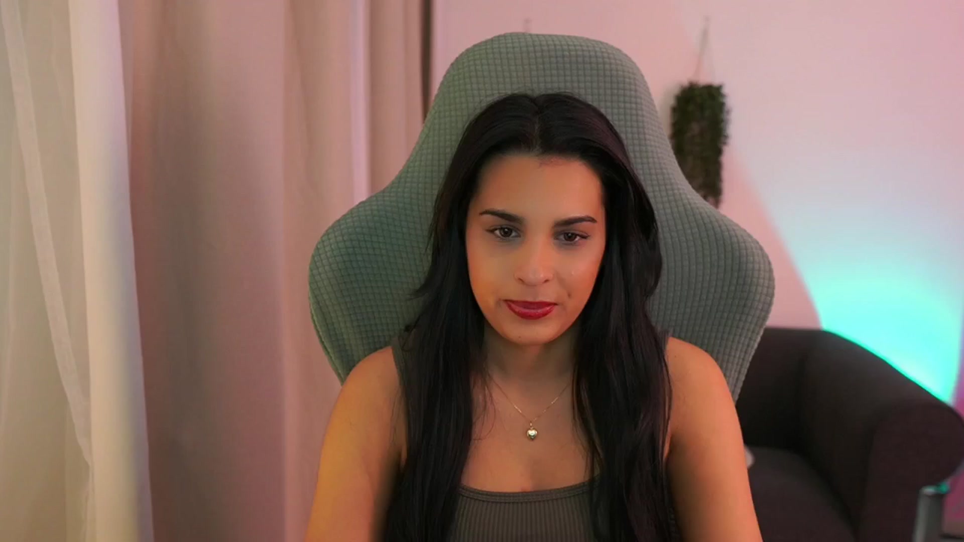 Gallery image thumbnail from Mila_denver's myfreecams stream on, 02/04/2025, 11:45 image 5 of 20
