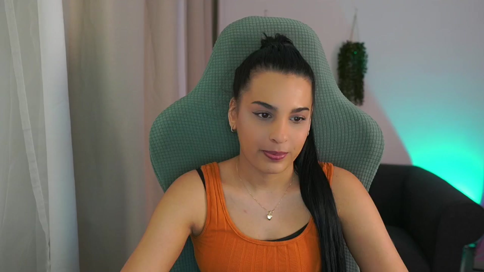 Gallery image thumbnail from Mila_denver's myfreecams stream on, 02/06/2025, 12:43 image 2 of 20