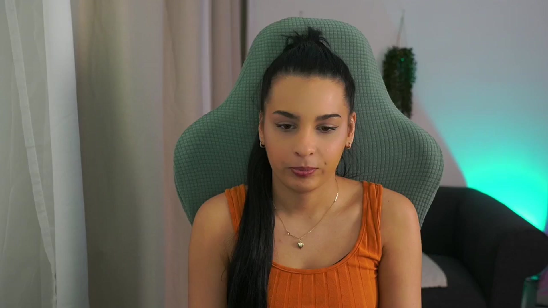 Gallery image thumbnail from Mila_denver's myfreecams stream on, 02/06/2025, 12:43 image 15 of 20