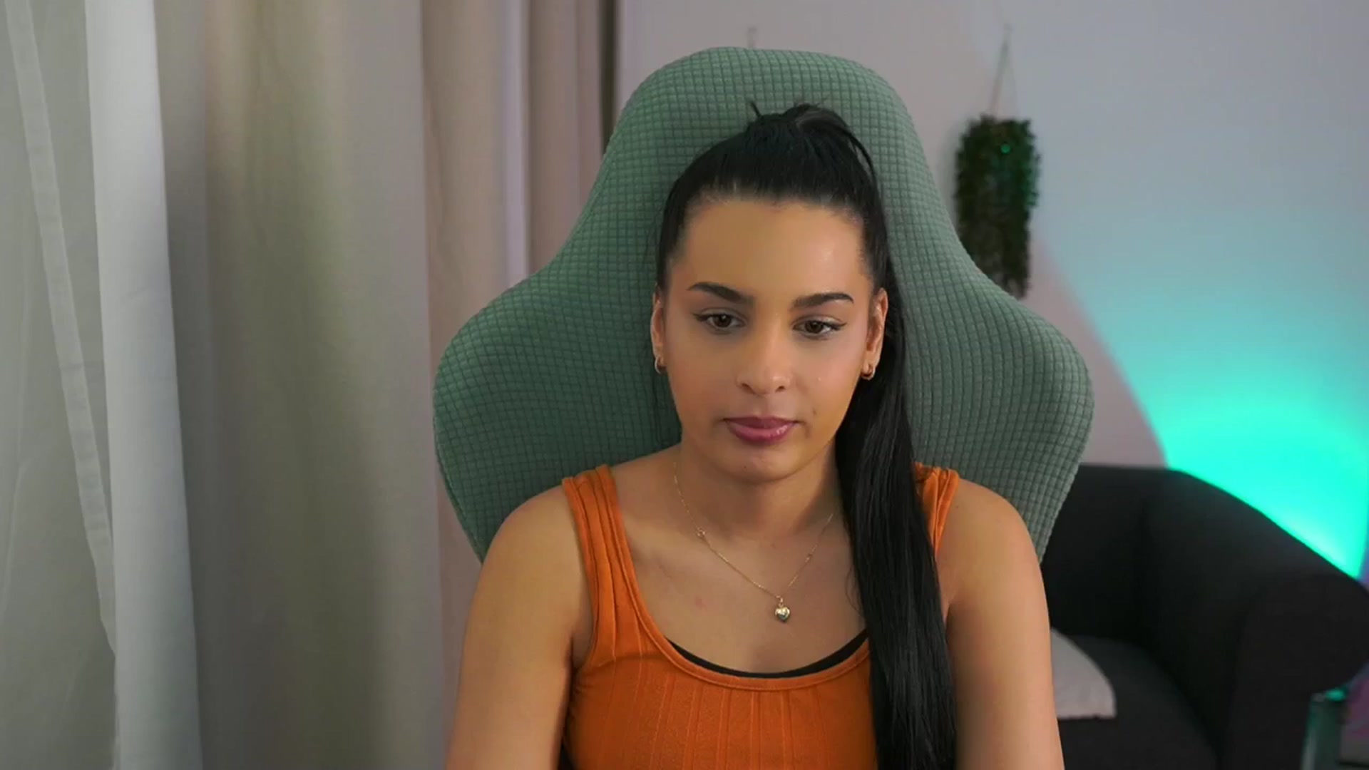 Gallery image thumbnail from Mila_denver's myfreecams stream on, 02/06/2025, 13:21 image 2 of 20
