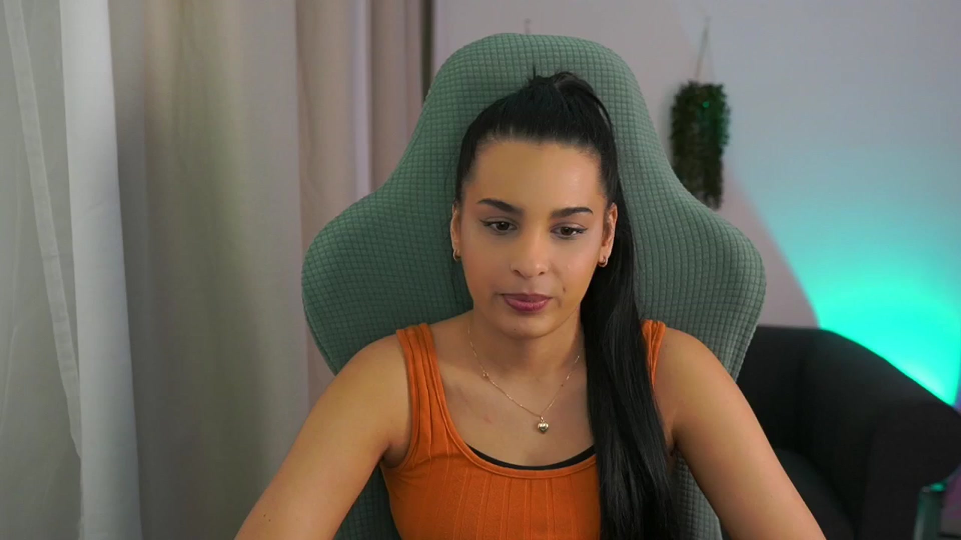 Gallery image thumbnail from Mila_denver's myfreecams stream on, 02/06/2025, 13:21 image 4 of 20