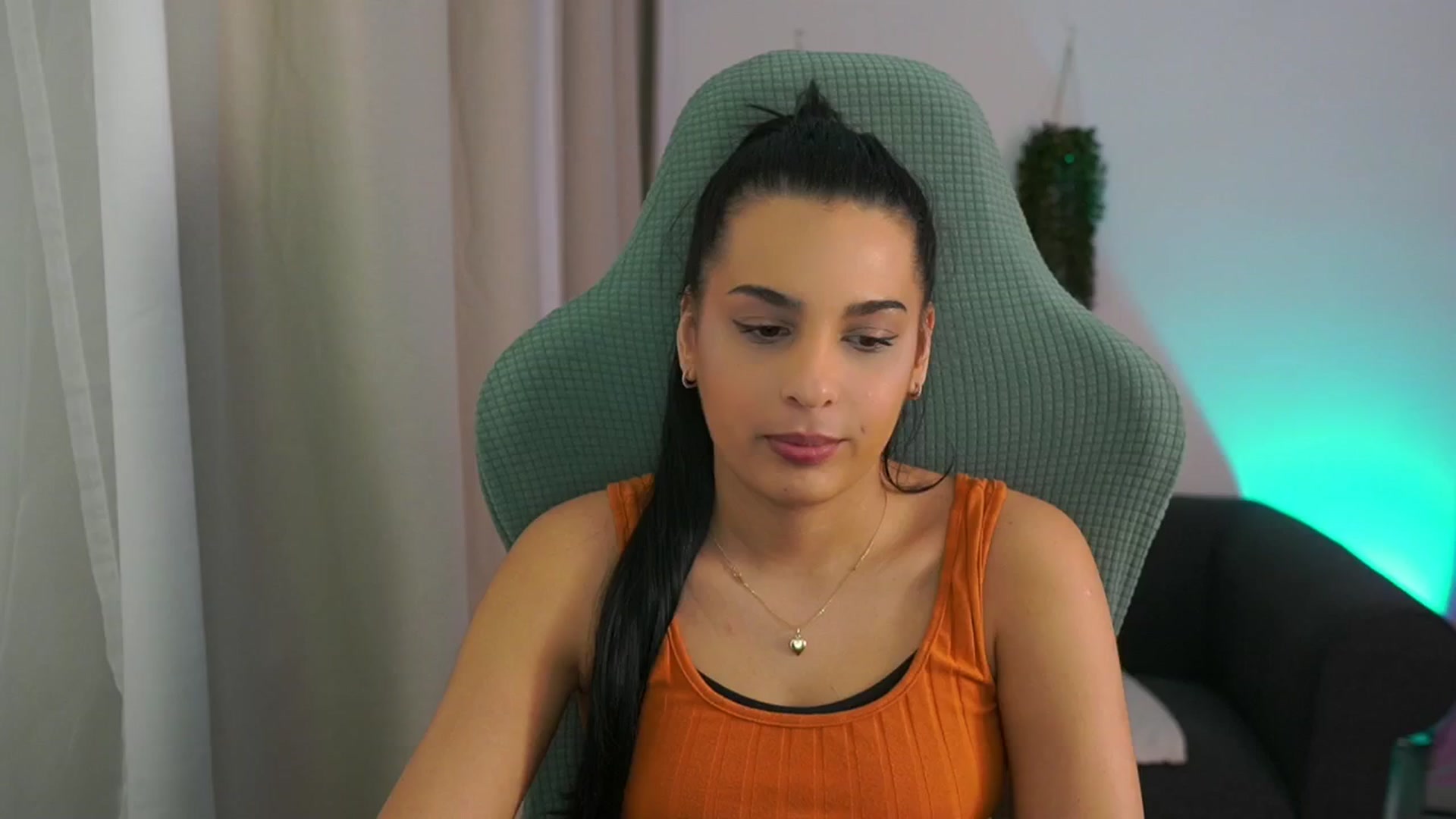 Gallery image thumbnail from Mila_denver's myfreecams stream on, 02/06/2025, 13:21 image 20 of 20