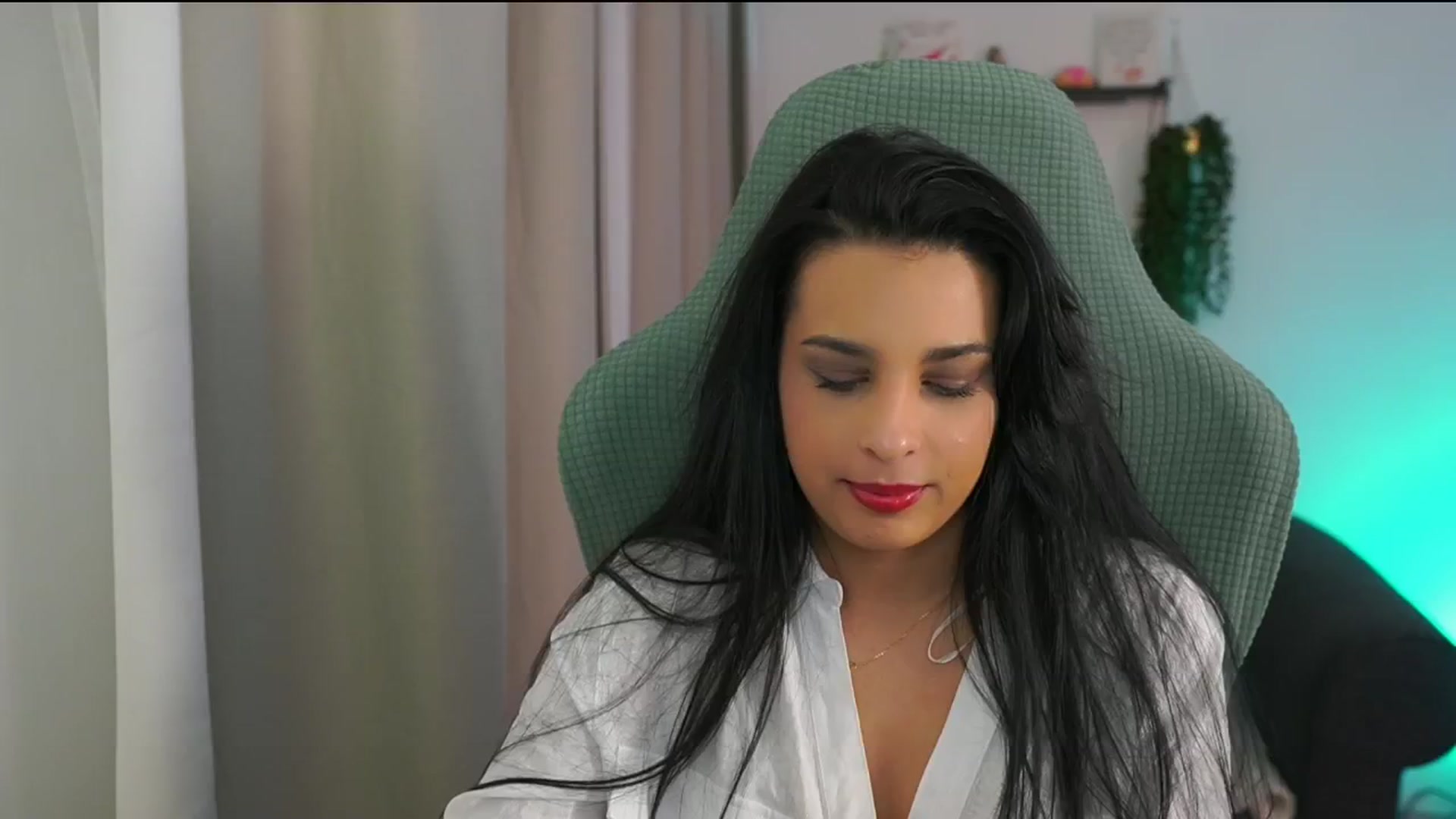 Gallery image thumbnail from Mila_denver's myfreecams stream on, 02/20/2025, 14:42 image 14 of 20