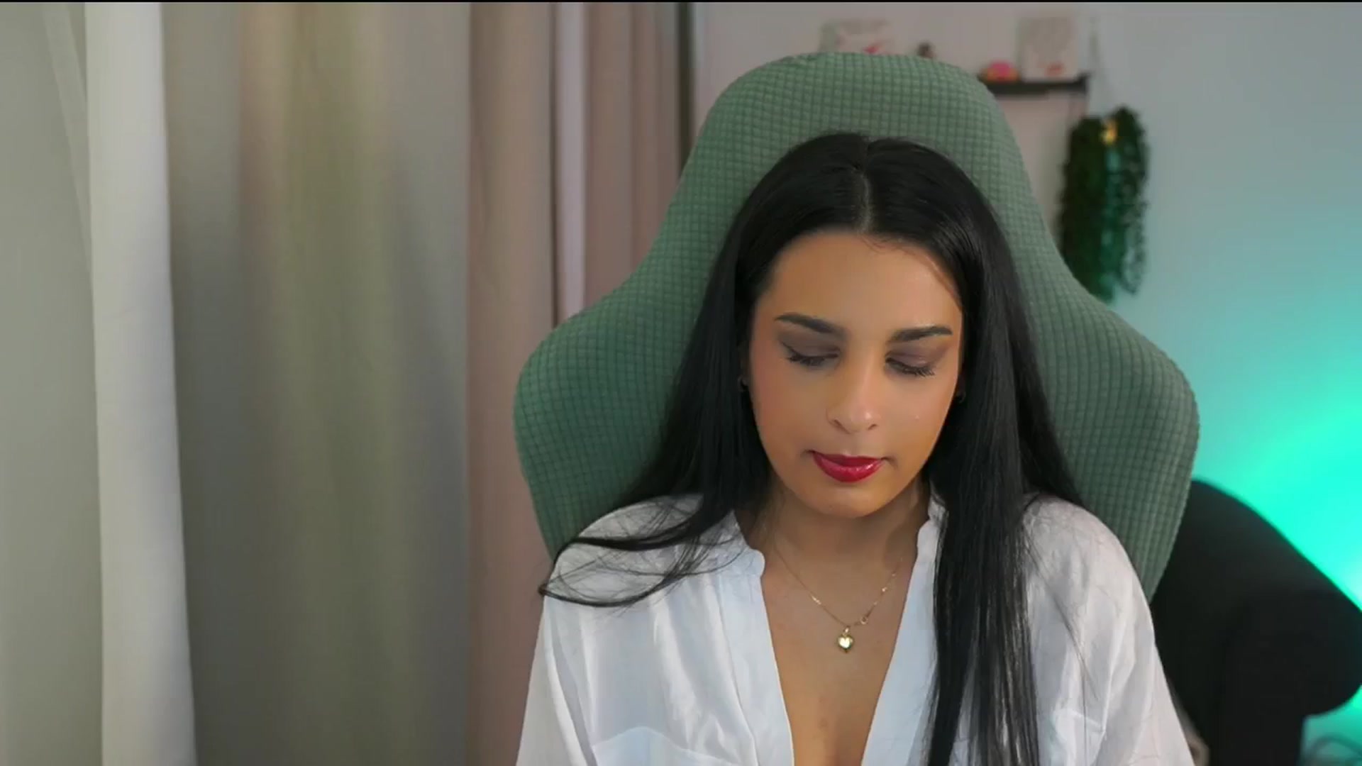 Gallery image thumbnail from Mila_denver's myfreecams stream on, 02/20/2025, 14:42 image 1 of 20
