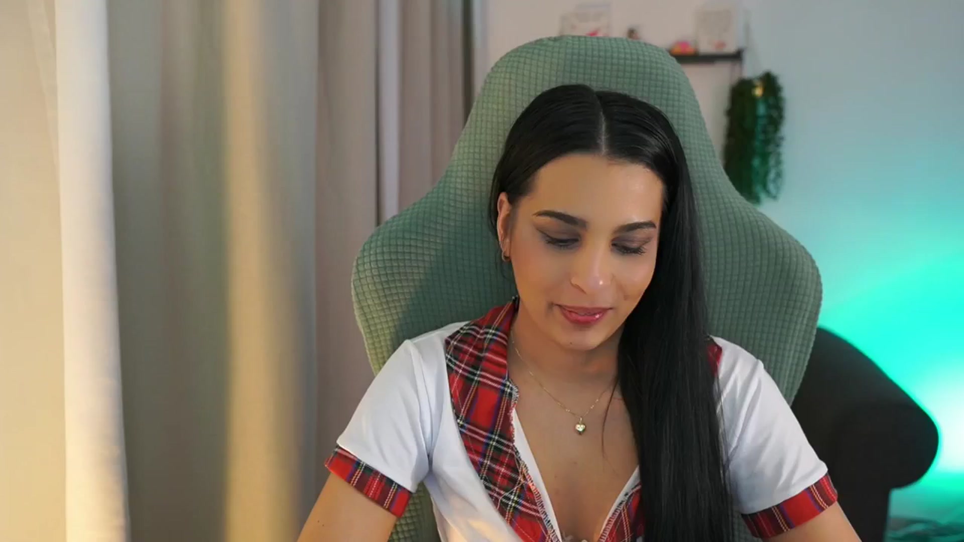 Gallery image thumbnail from Mila_denver's myfreecams stream on, 02/23/2025, 19:01 image 17 of 20