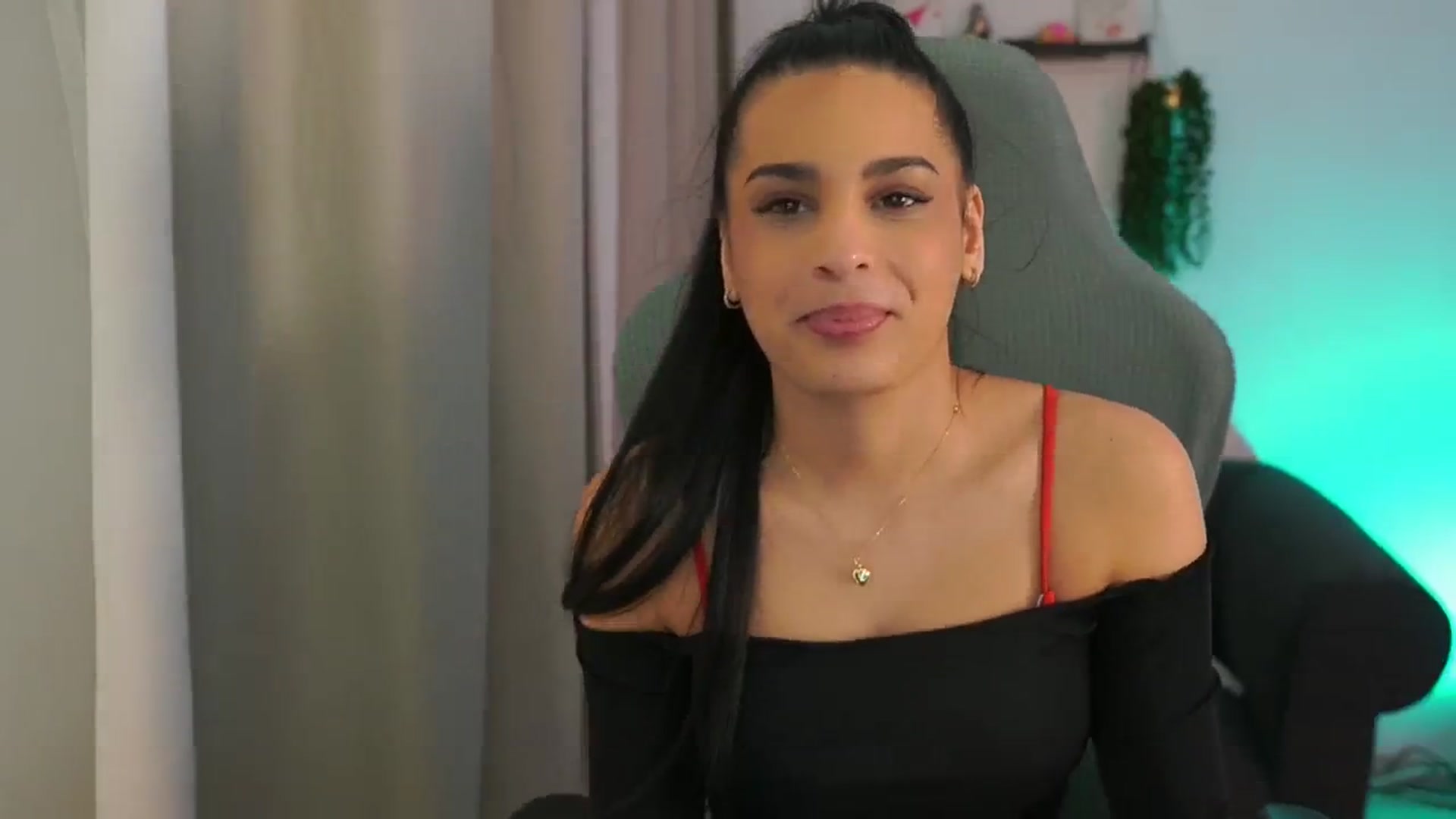 Gallery image thumbnail from Mila_denver's myfreecams stream on, 02/24/2025, 11:09 image 9 of 20