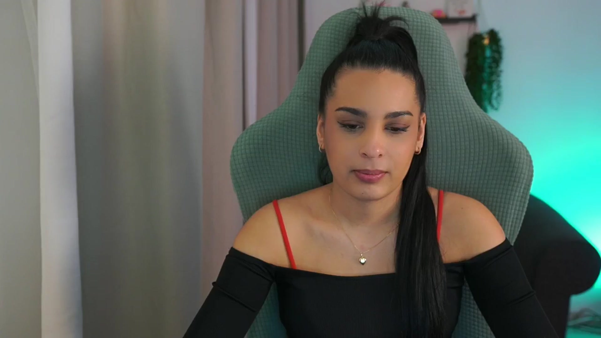 Gallery image thumbnail from Mila_denver's myfreecams stream on, 02/24/2025, 11:09 image 19 of 20