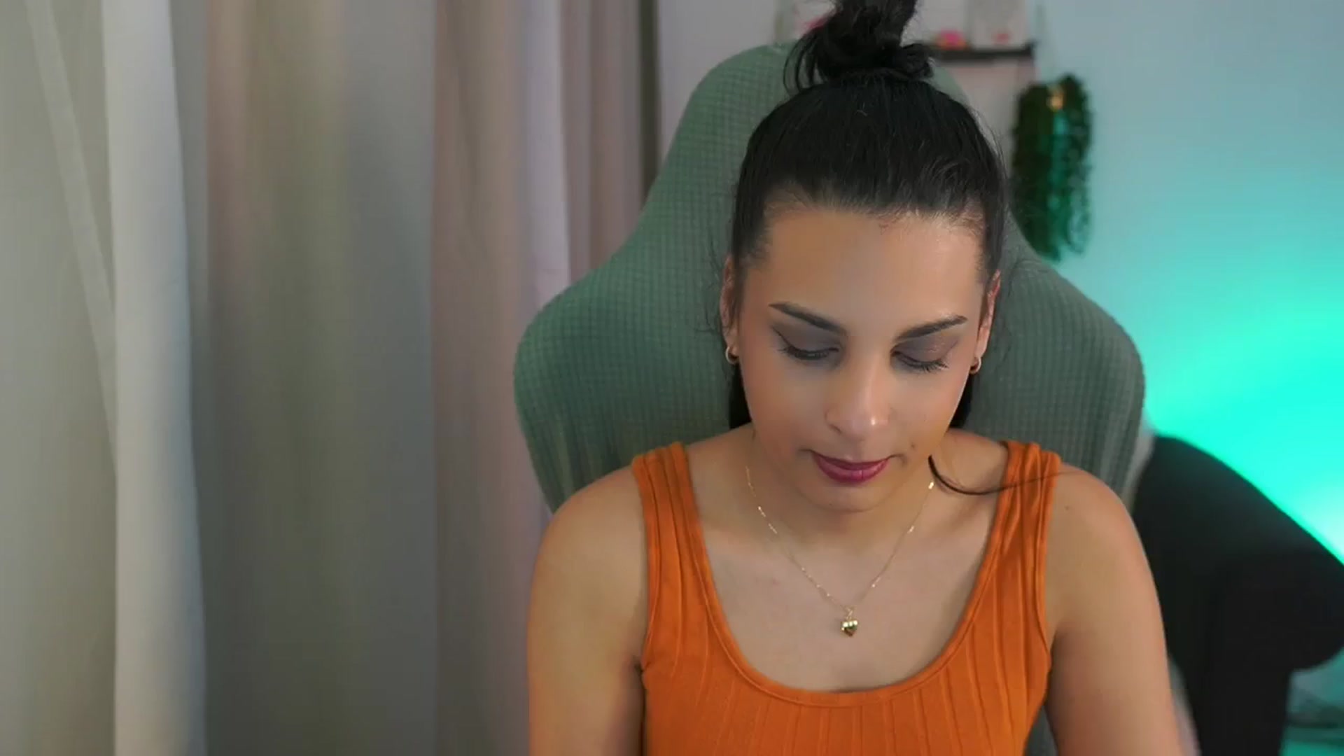 Gallery image thumbnail from Mila_denver's myfreecams stream on, 02/27/2025, 13:16 image 7 of 20