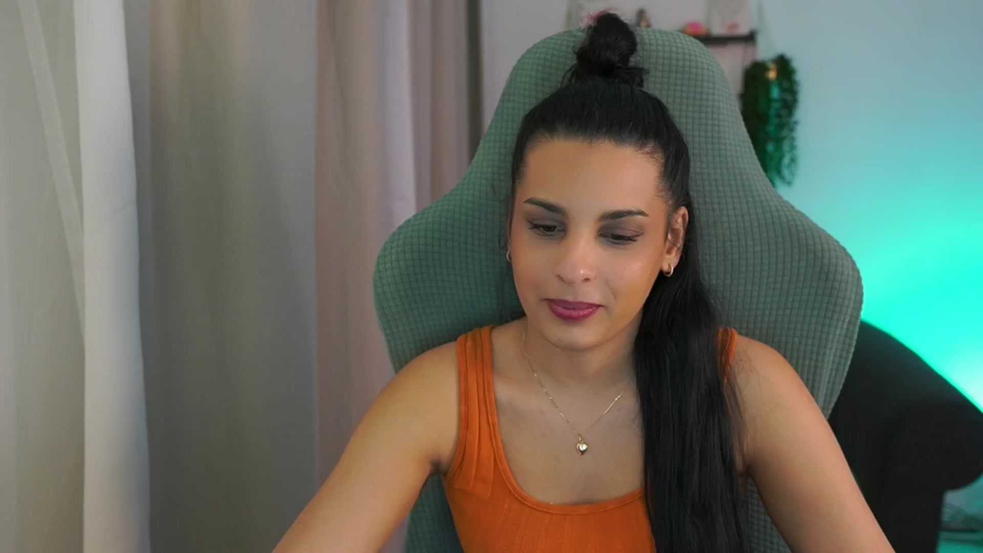 Gallery image thumbnail from Mila_denver's myfreecams stream on, 02/27/2025, 13:16 image 14 of 20