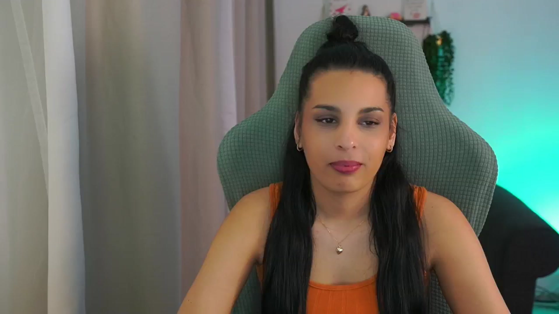 Gallery image thumbnail from Mila_denver's myfreecams stream on, 02/27/2025, 13:16 image 18 of 20