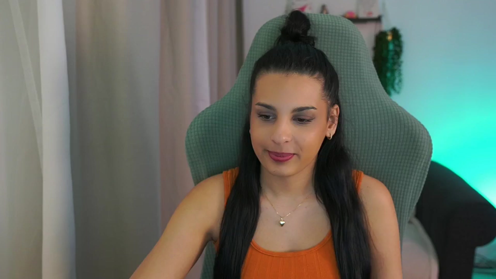 Gallery image thumbnail from Mila_denver's myfreecams stream on, 02/27/2025, 13:16 image 17 of 20