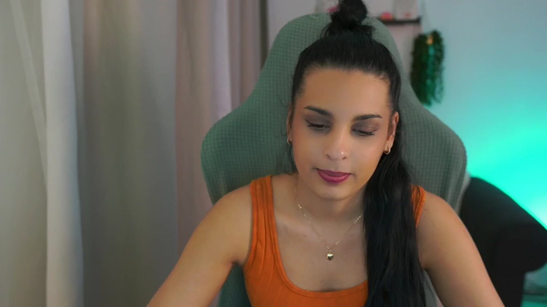 Gallery image thumbnail from Mila_denver's myfreecams stream on, 02/27/2025, 13:16 image 13 of 20