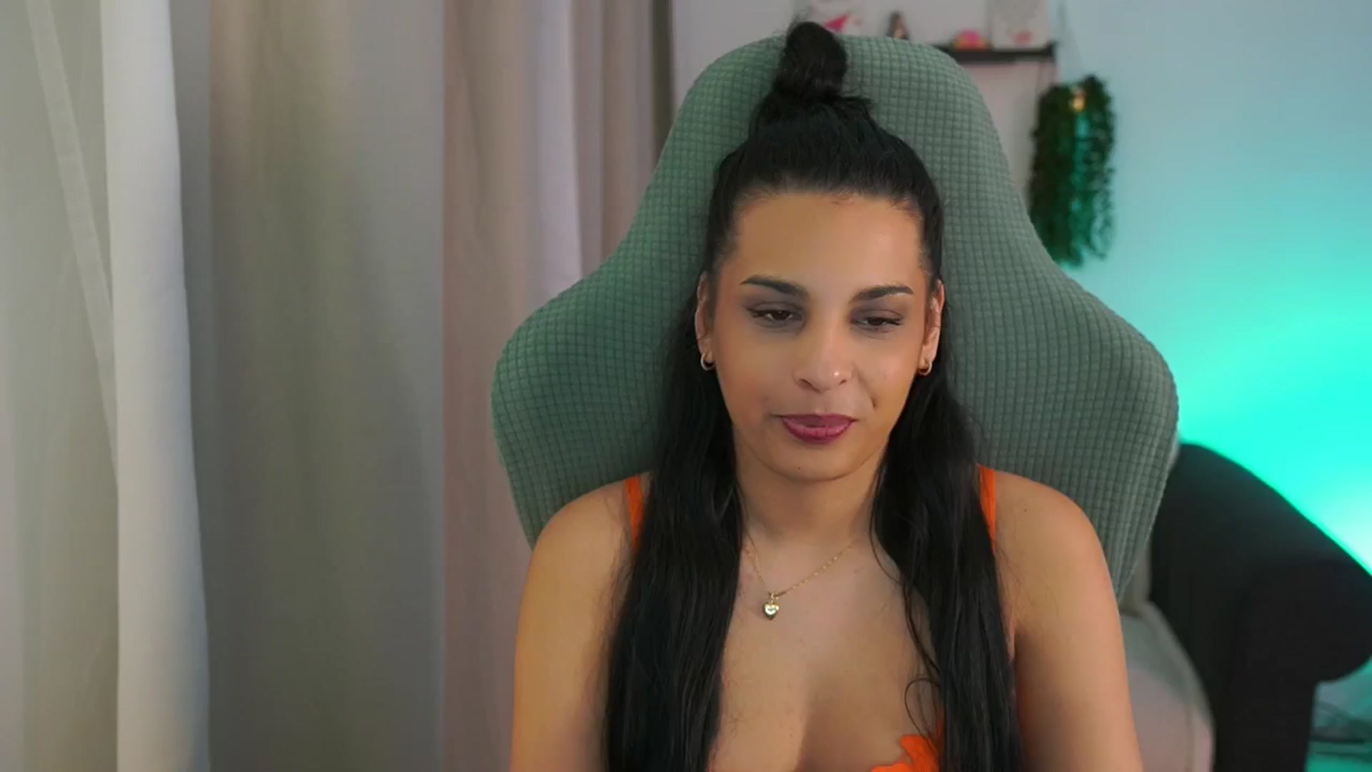 Gallery image thumbnail from Mila_denver's myfreecams stream on, 02/27/2025, 16:04 image 6 of 20