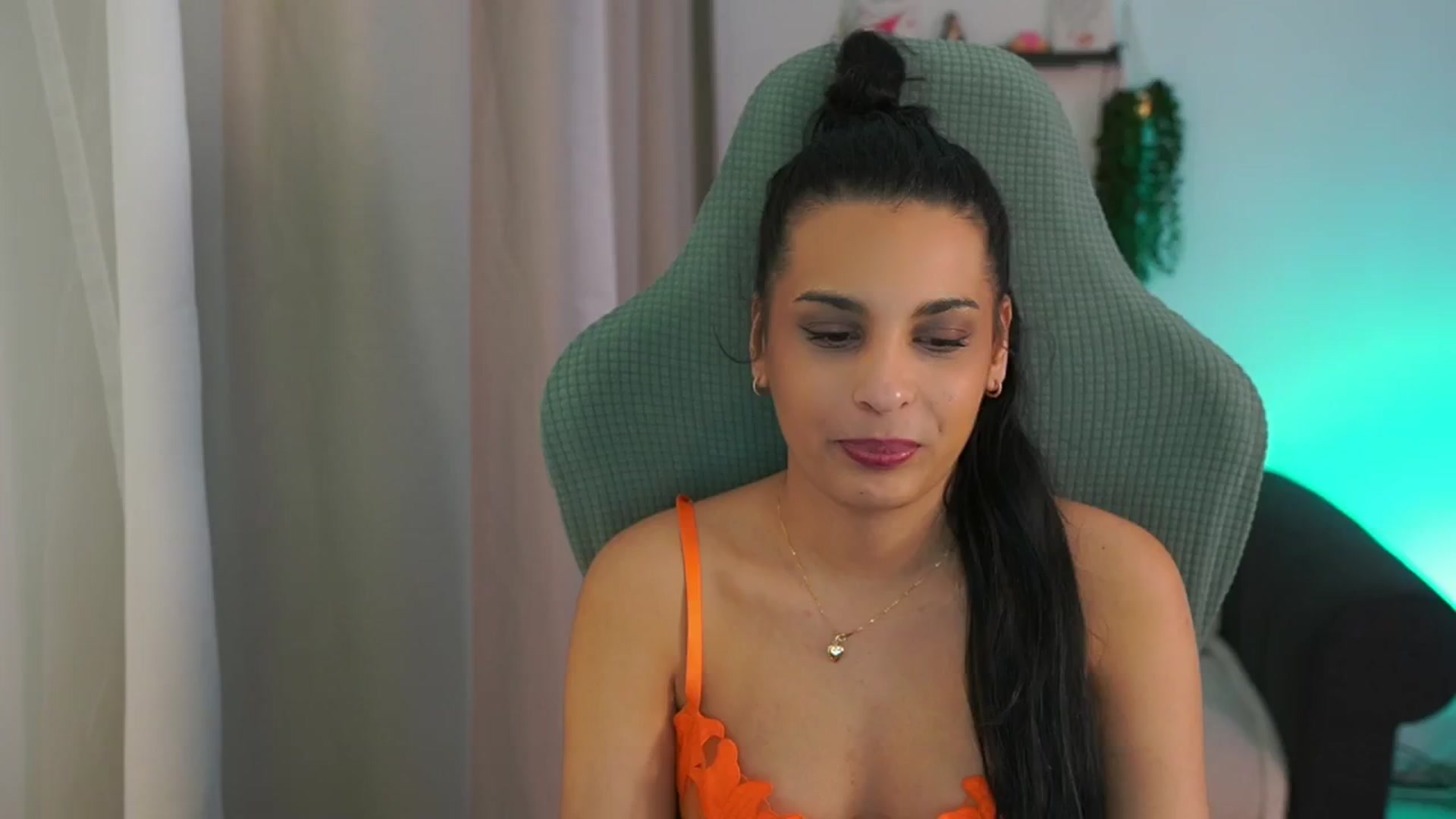 Gallery image thumbnail from Mila_denver's myfreecams stream on, 02/27/2025, 16:04 image 3 of 20