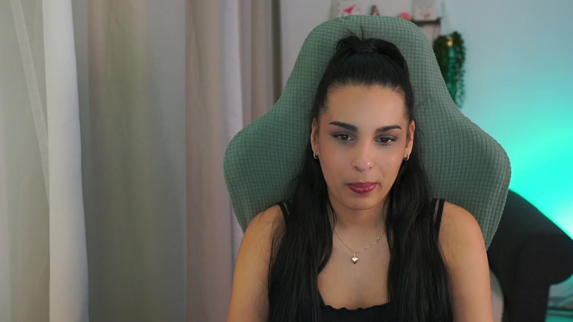 Gallery image thumbnail from Mila_denver's myfreecams stream on, 02/28/2025, 16:30 image 3 of 20