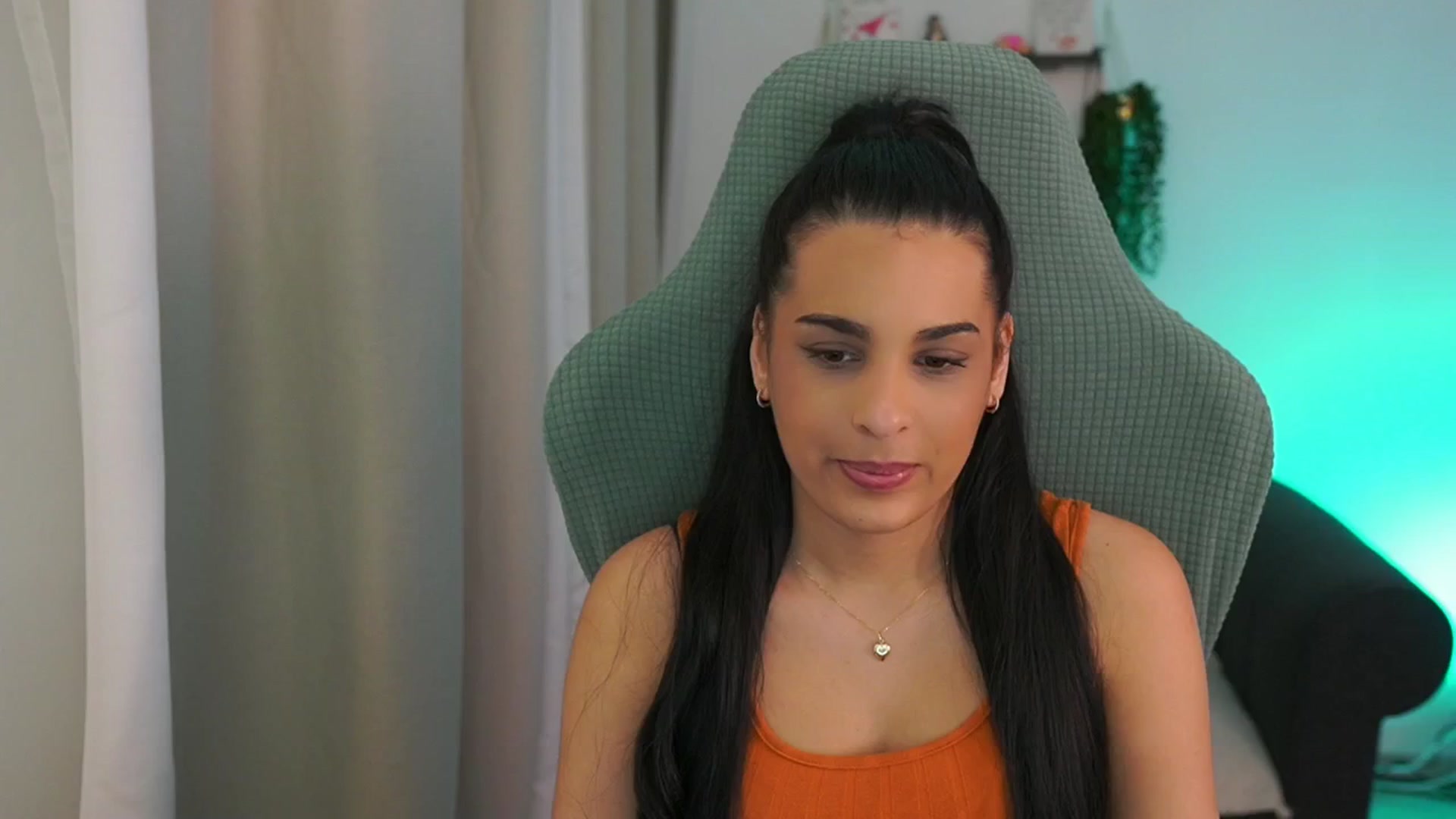 Gallery image thumbnail from Mila_denver's myfreecams stream on, 03/04/2025, 14:10 image 5 of 20