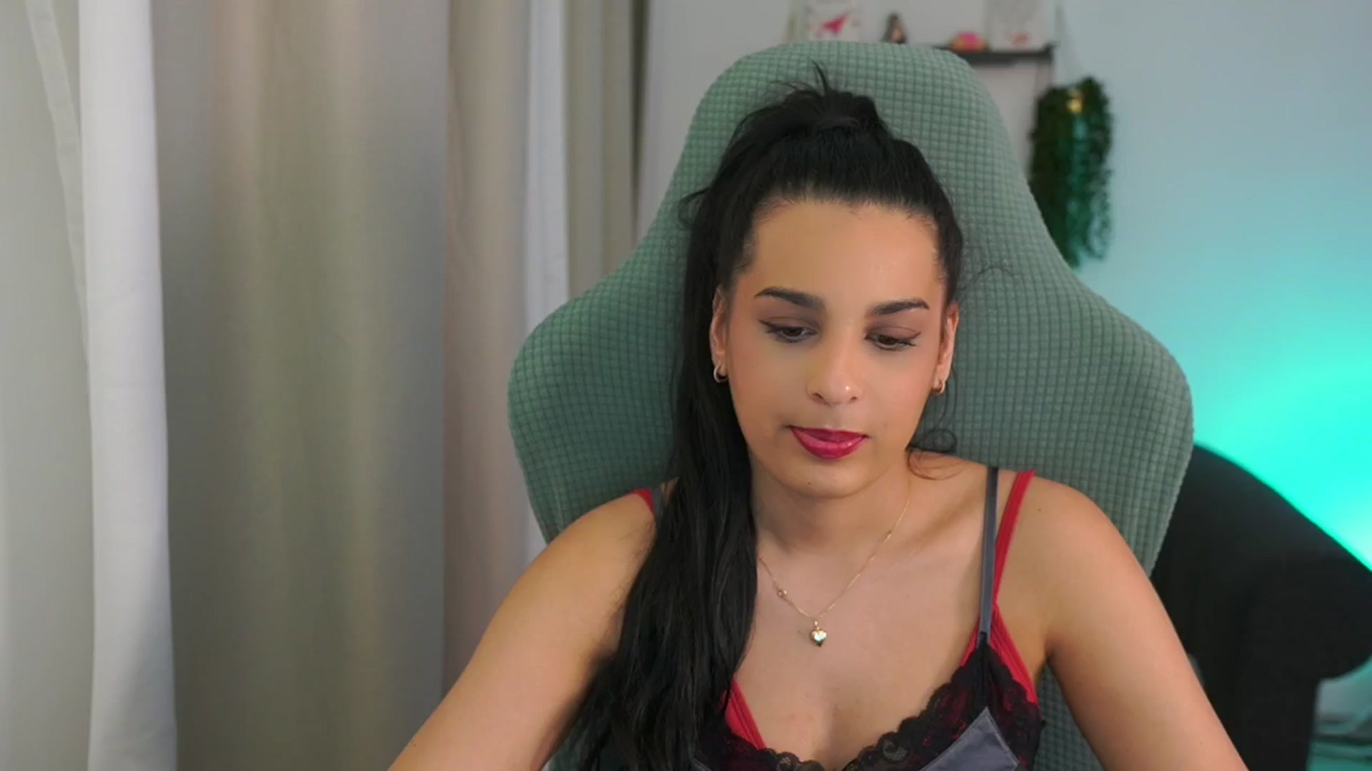 Gallery image thumbnail from Mila_denver's myfreecams stream on, 03/05/2025, 13:10 image 9 of 20