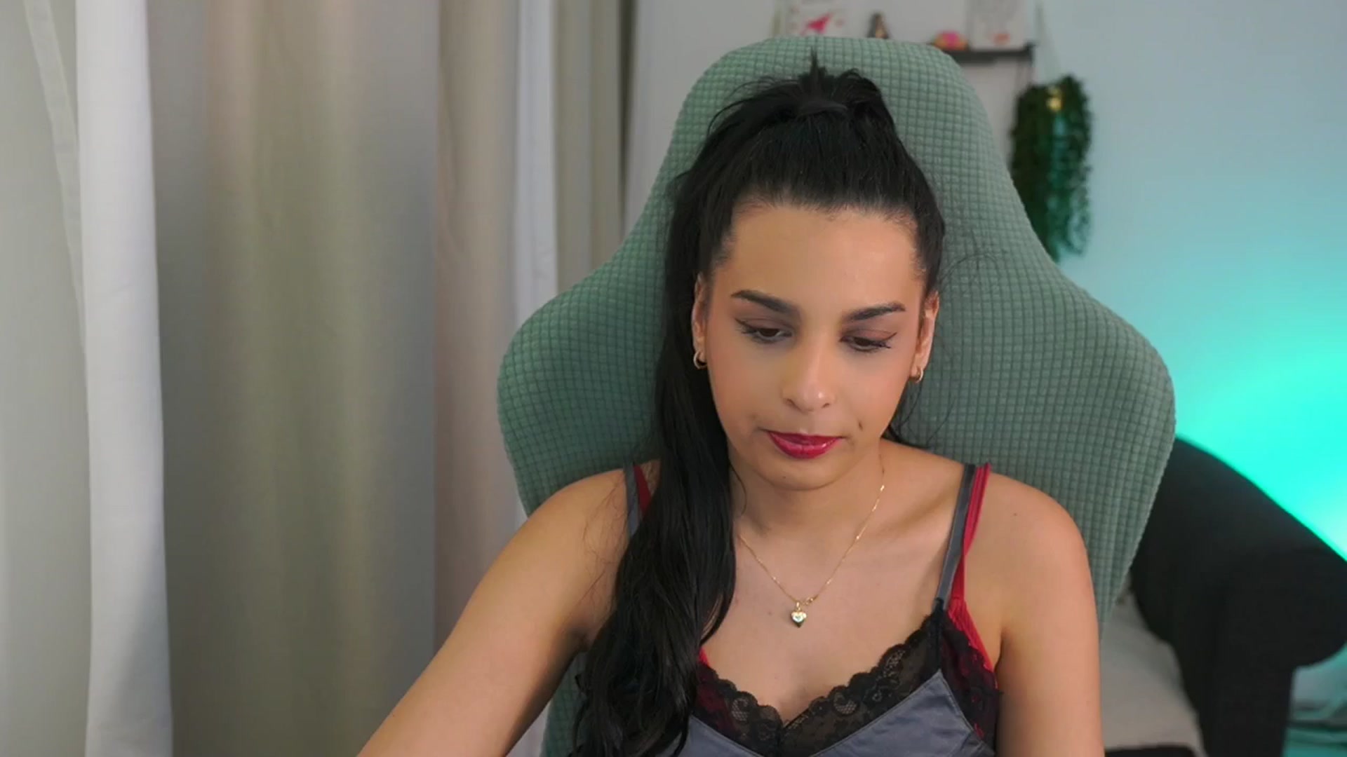 Gallery image thumbnail from Mila_denver's myfreecams stream on, 03/05/2025, 13:10 image 1 of 20