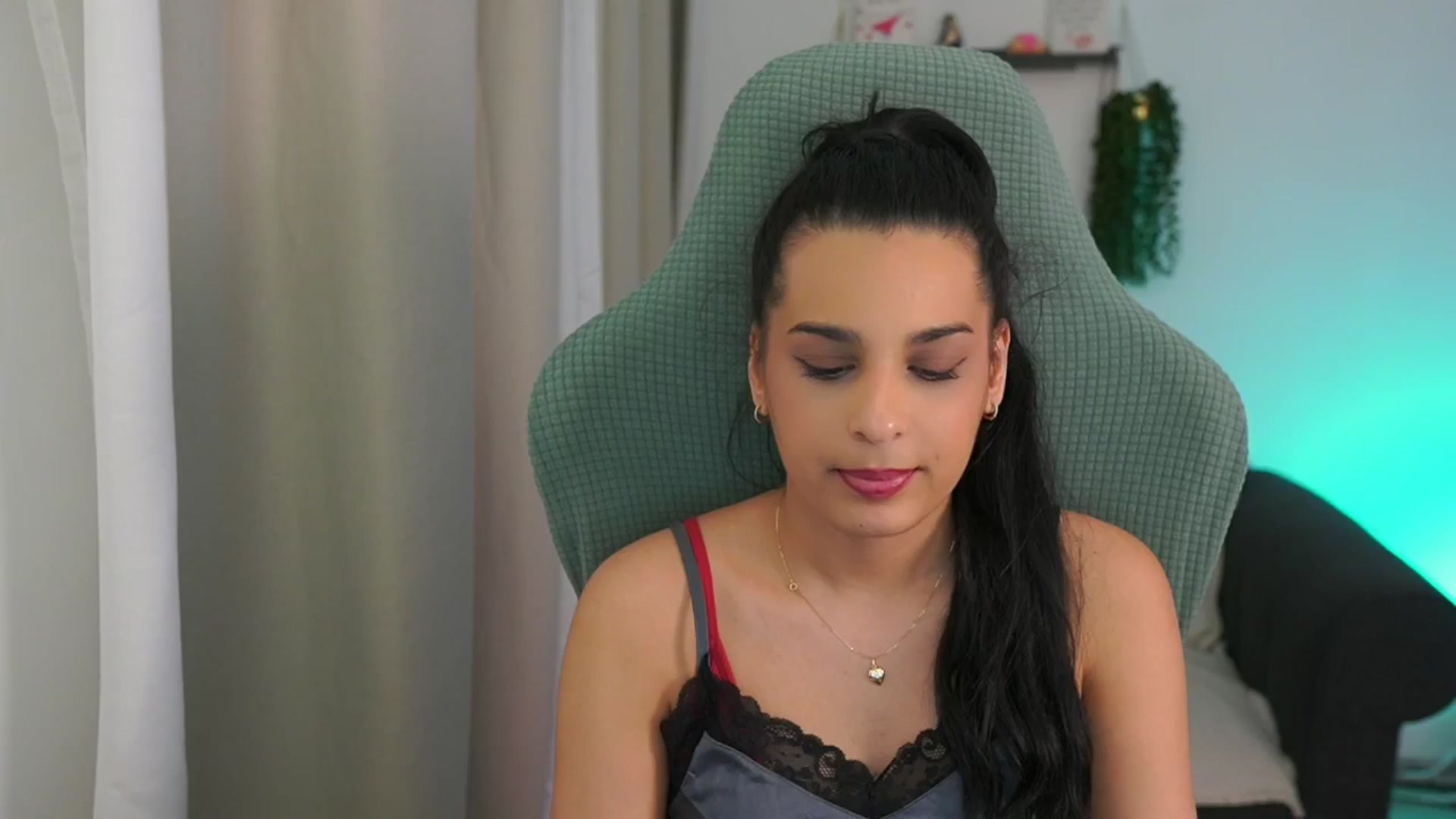 Gallery image thumbnail from Mila_denver's myfreecams stream on, 03/05/2025, 13:59 image 13 of 20