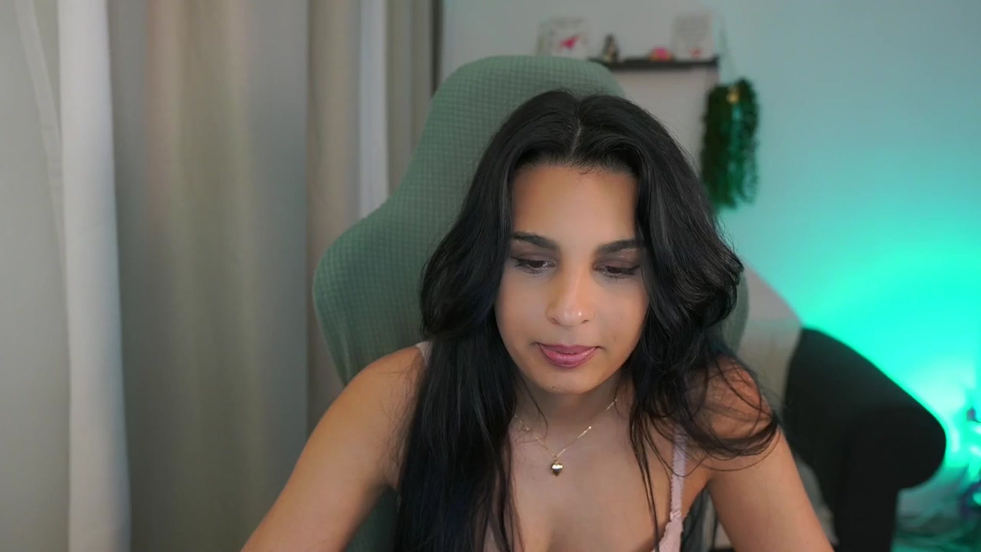 Gallery image thumbnail from Mila_denver's myfreecams stream on, 03/07/2025, 16:18 image 20 of 20
