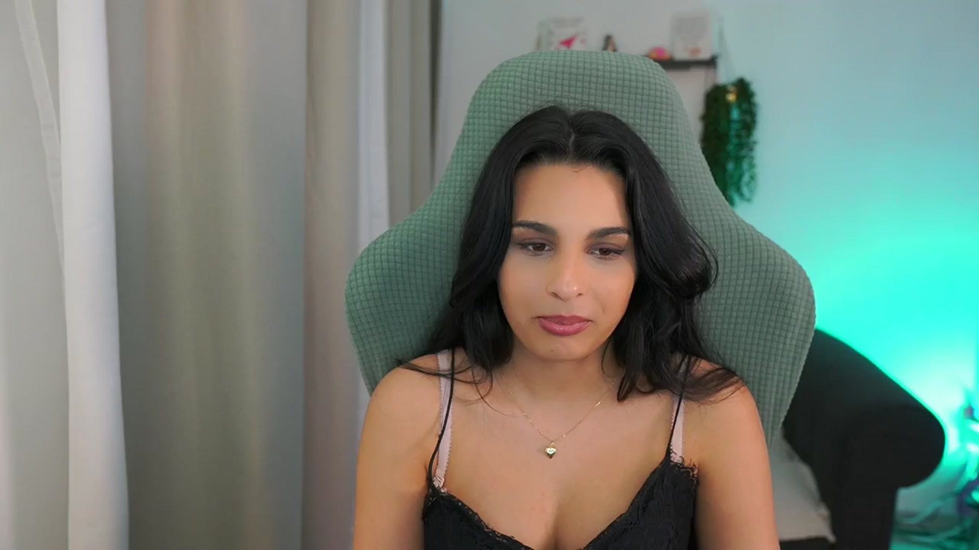 Gallery image thumbnail from Mila_denver's myfreecams stream on, 03/07/2025, 19:02 image 3 of 20