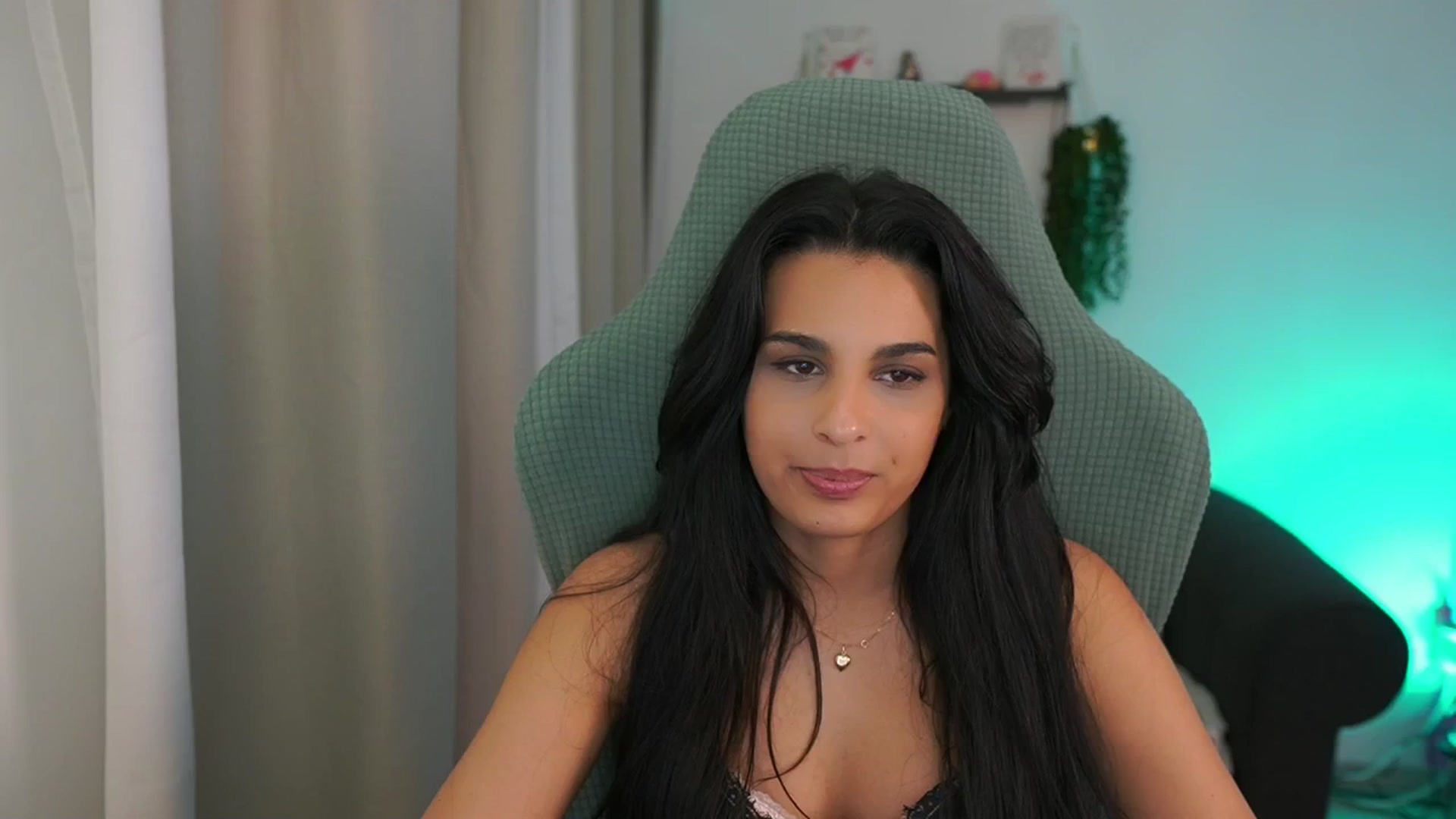 Gallery image thumbnail from Mila_denver's myfreecams stream on, 03/07/2025, 19:02 image 20 of 20