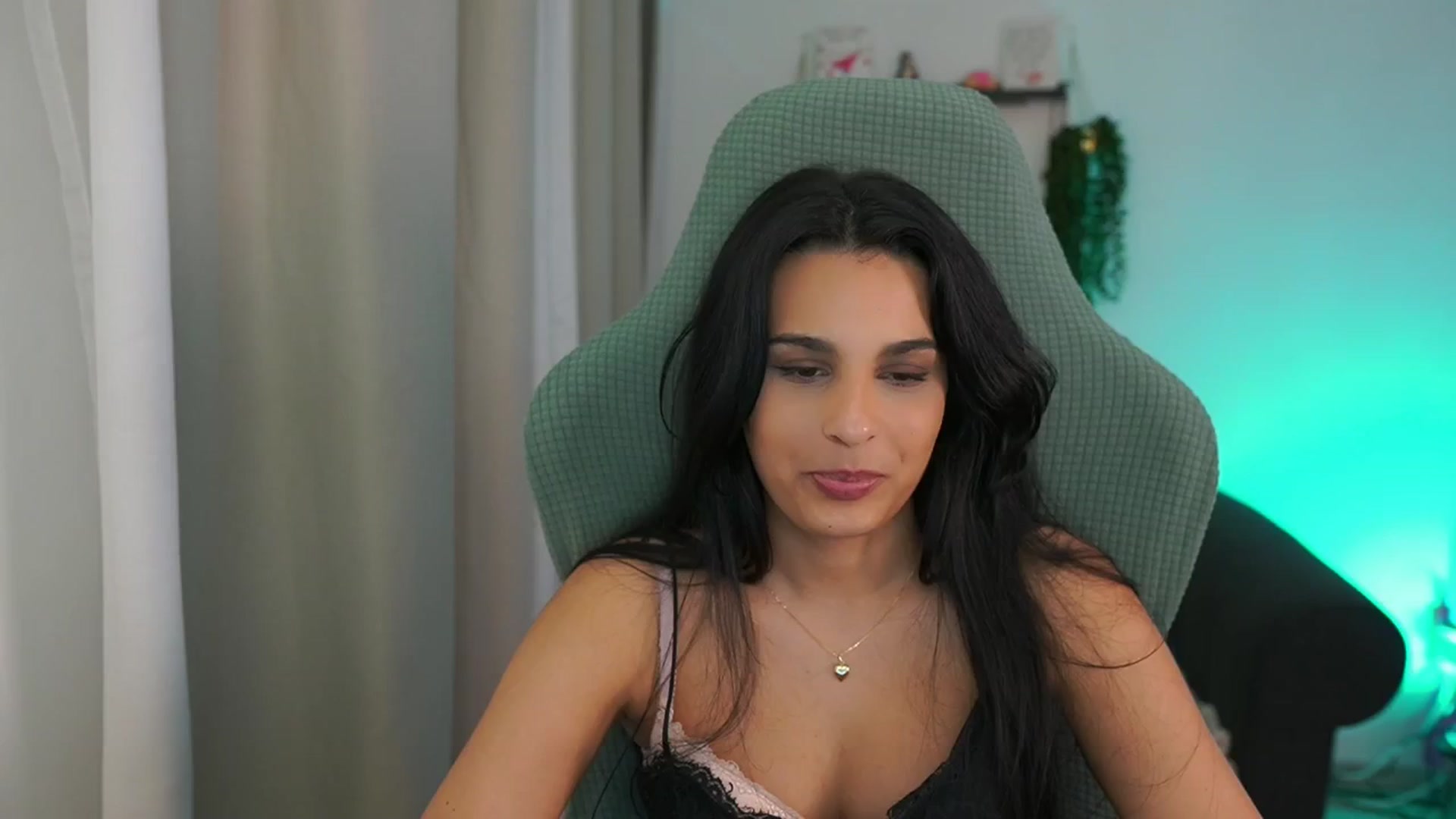 Gallery image thumbnail from Mila_denver's myfreecams stream on, 03/07/2025, 19:02 image 10 of 20