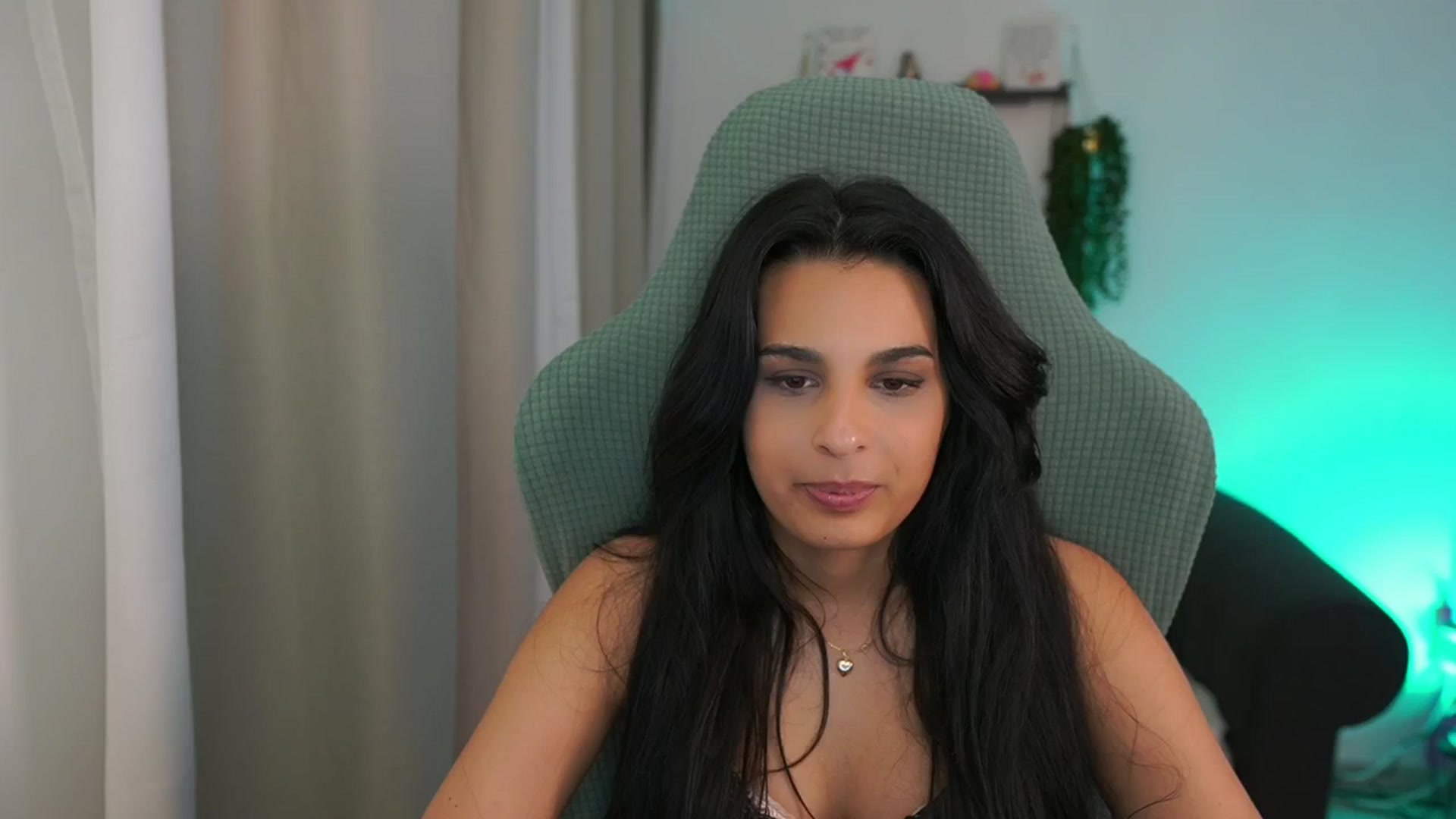 Gallery image thumbnail from Mila_denver's myfreecams stream on, 03/07/2025, 19:02 image 19 of 20