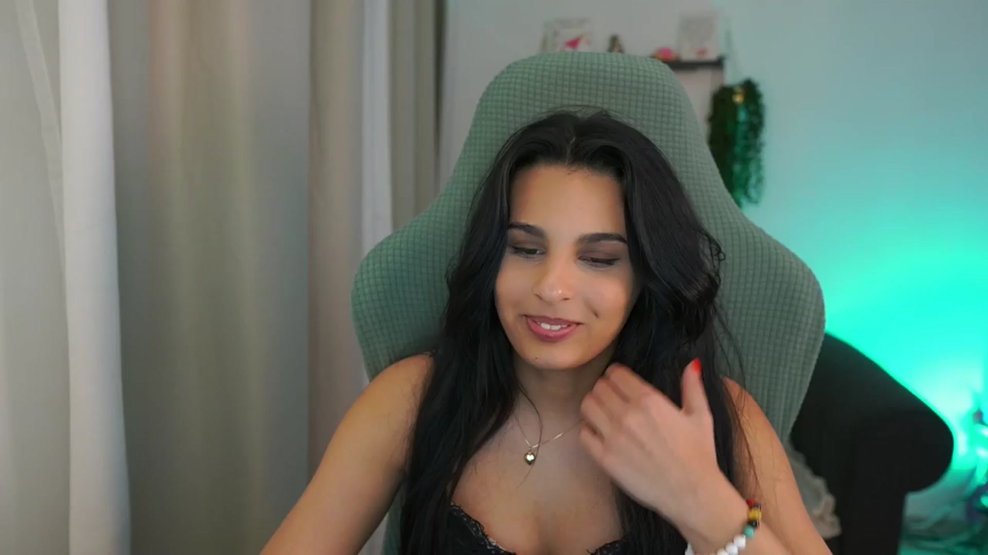 Gallery image thumbnail from Mila_denver's myfreecams stream on, 03/07/2025, 19:02 image 12 of 20