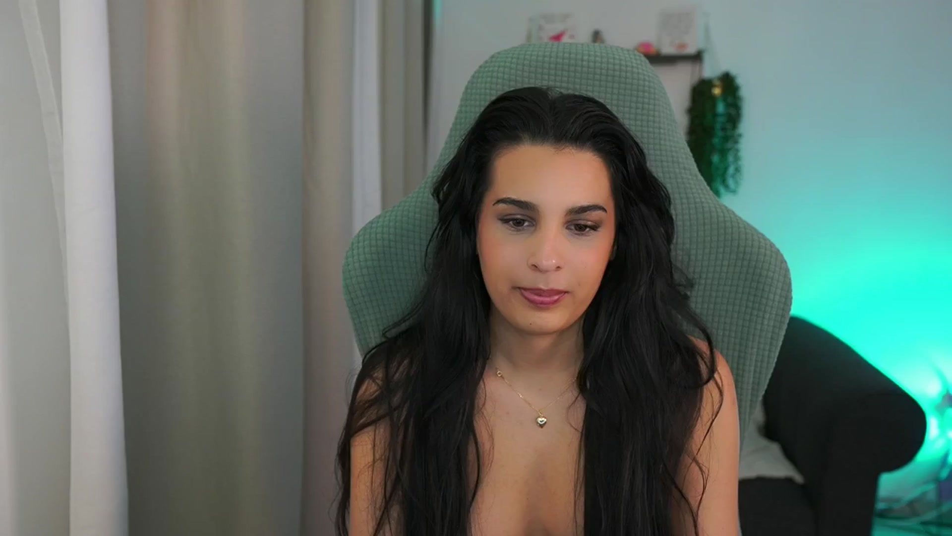 Gallery image thumbnail from Mila_denver's myfreecams stream on, 03/09/2025, 15:21 image 17 of 20