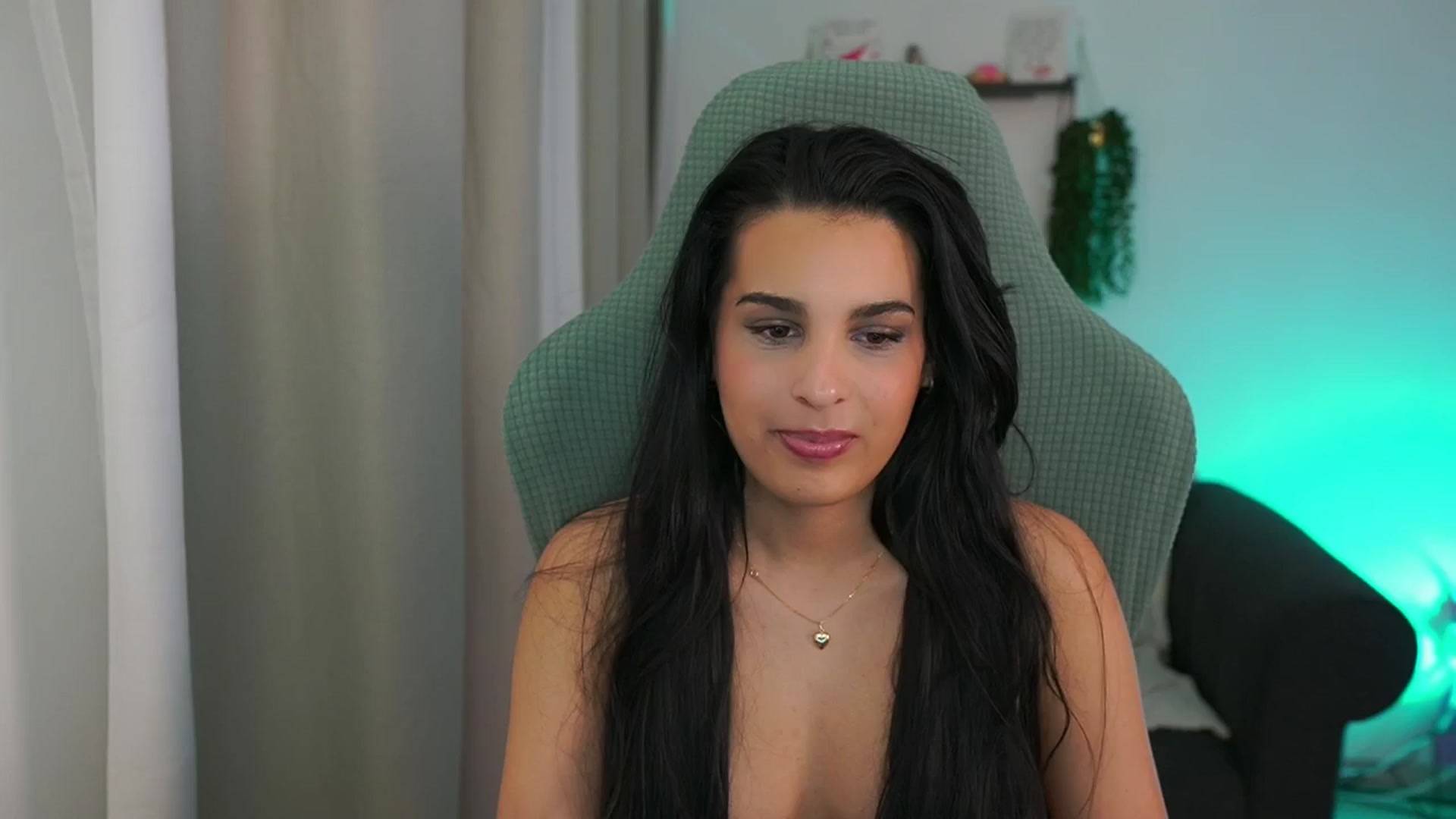Gallery image thumbnail from Mila_denver's myfreecams stream on, 03/09/2025, 15:21 image 13 of 20