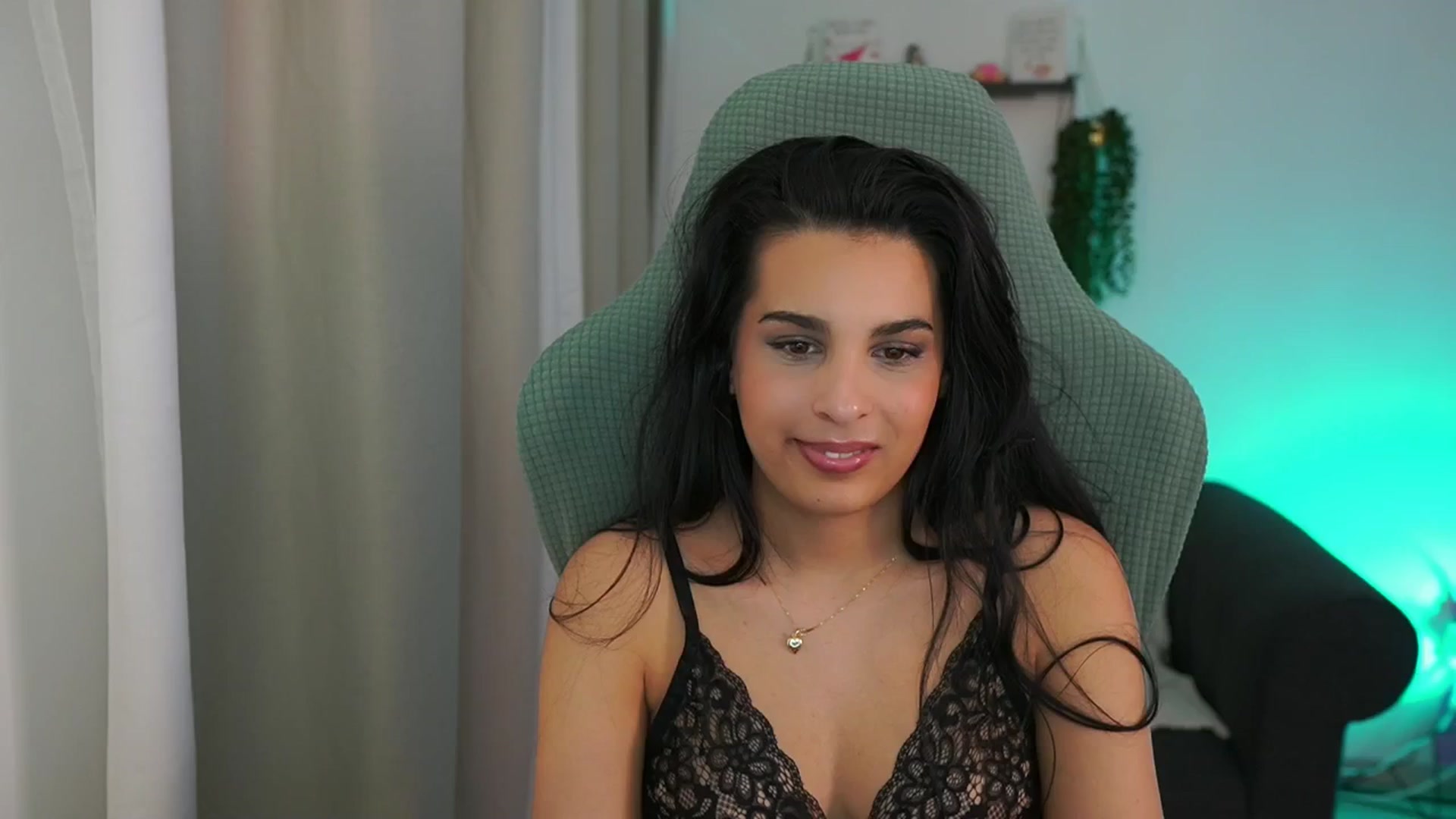 Gallery image thumbnail from Mila_denver's myfreecams stream on, 03/09/2025, 16:16 image 2 of 20