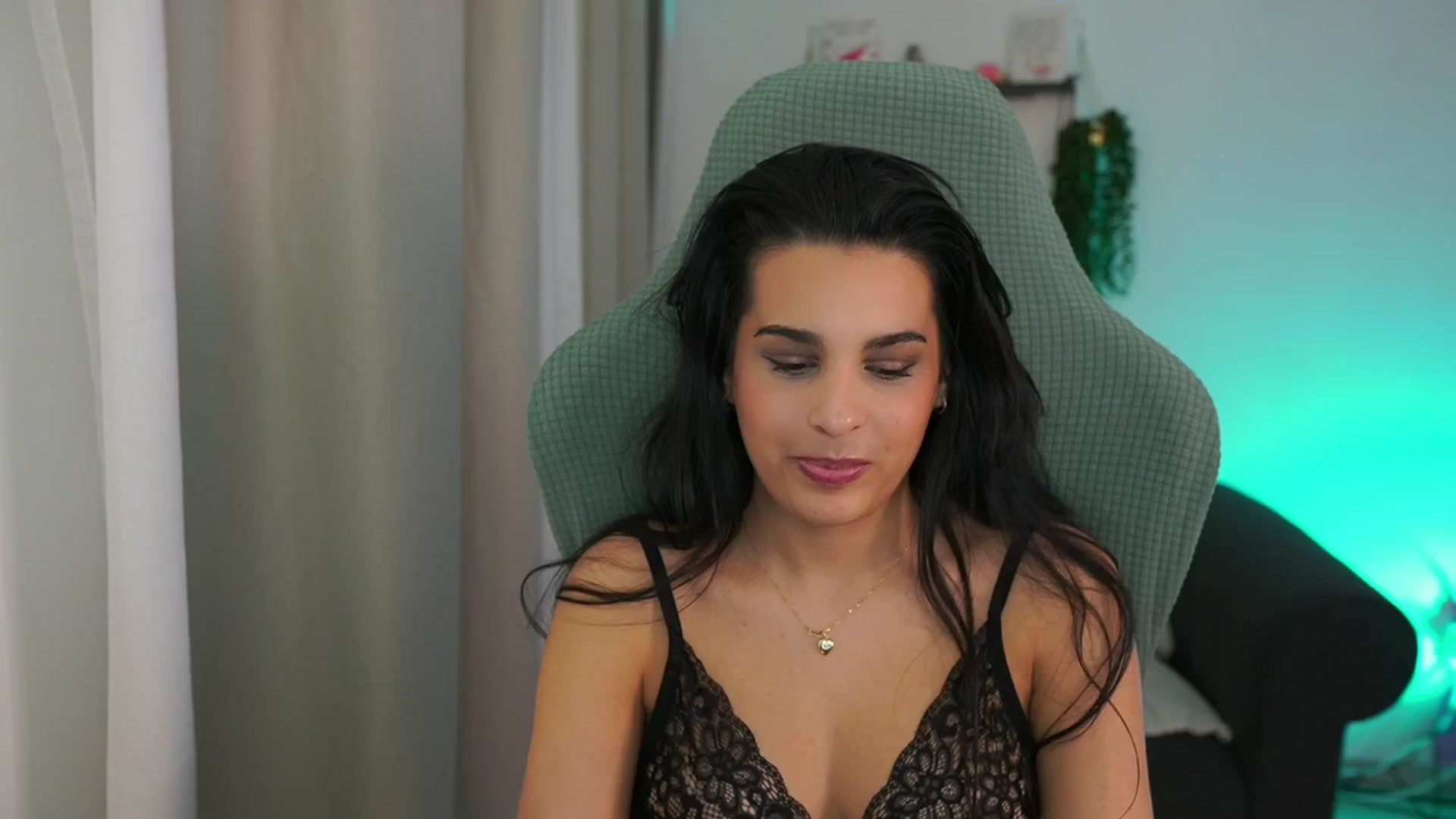 Gallery image thumbnail from Mila_denver's myfreecams stream on, 03/09/2025, 16:16 image 8 of 20
